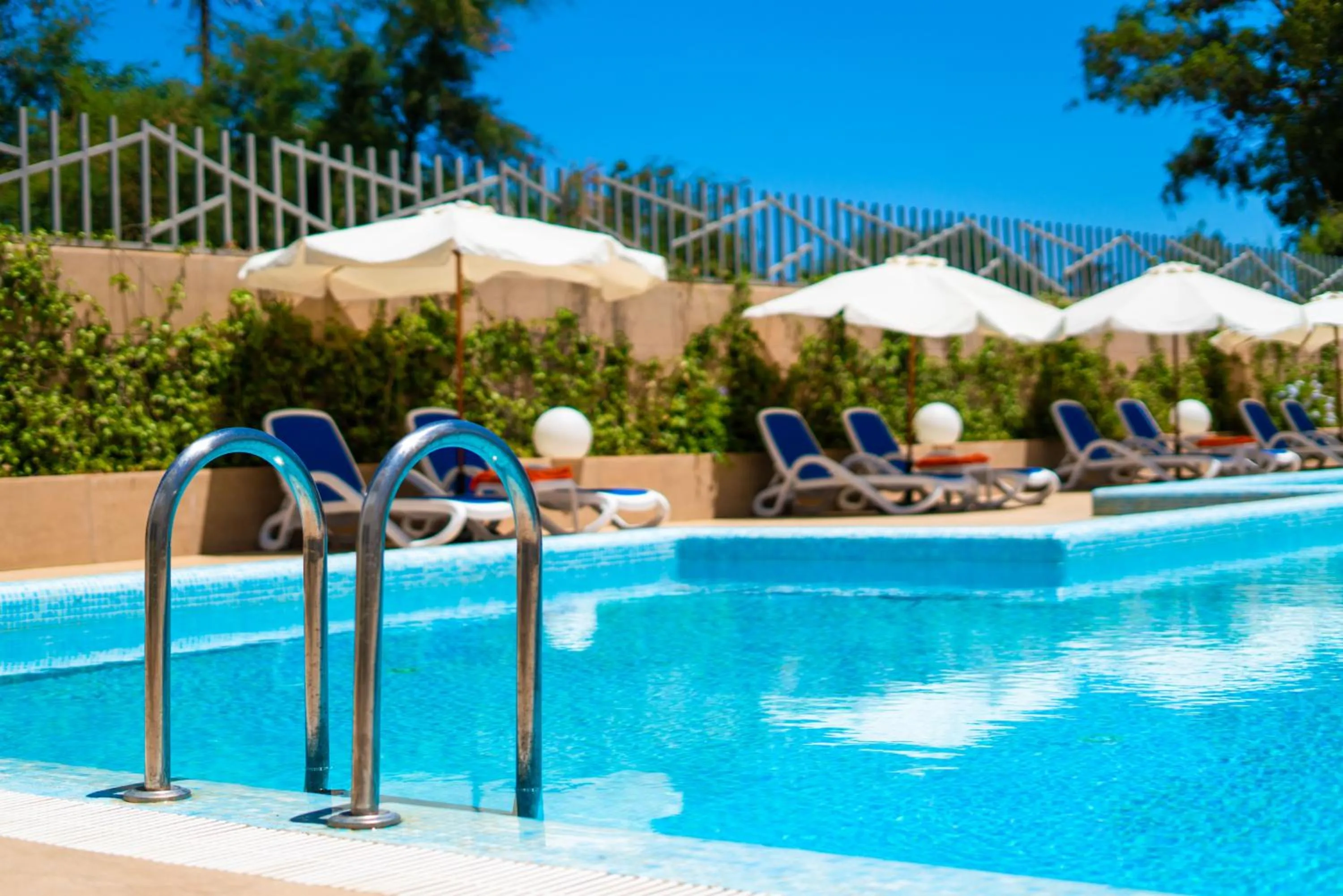 Swimming pool in Hôtel Tamuda Beach