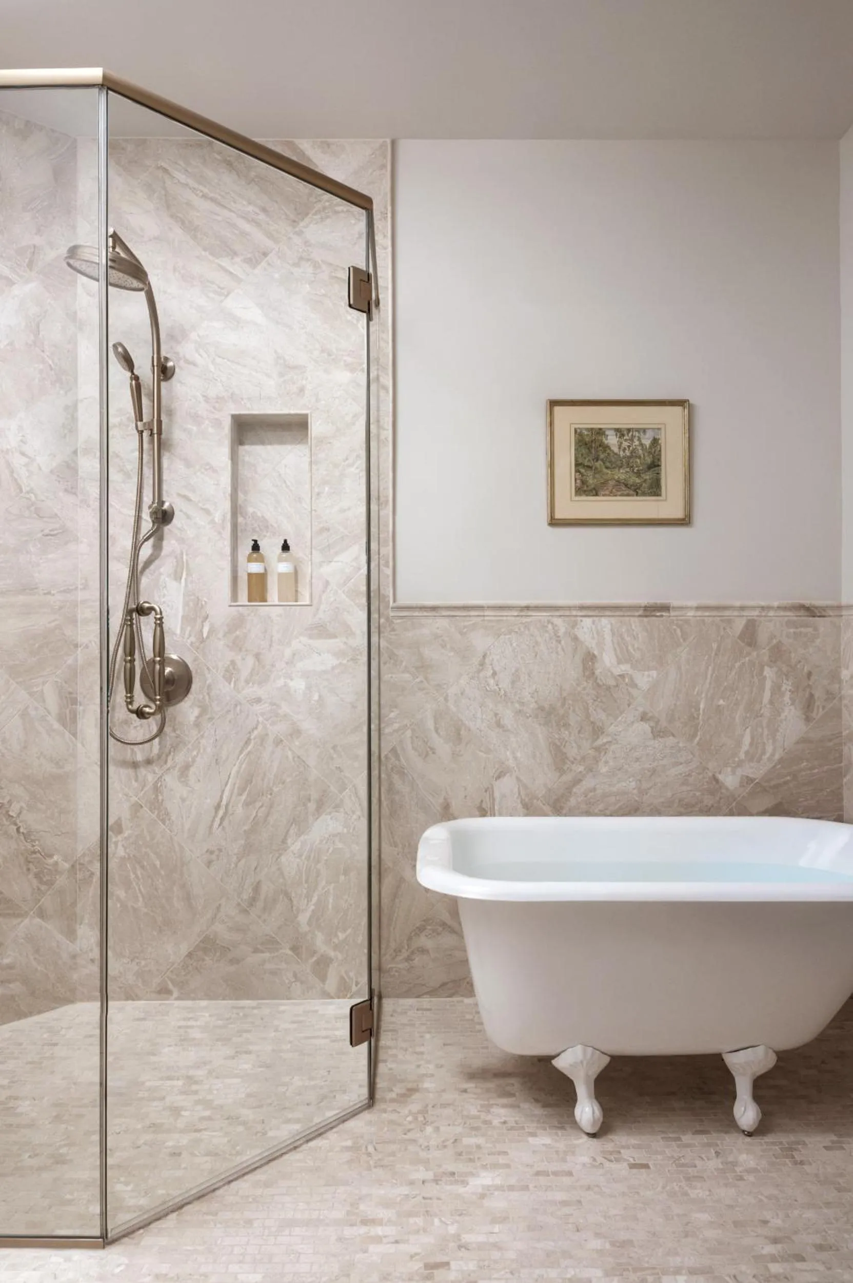 Bathroom in 86 State Circle - Luxury Boutique Hotel
