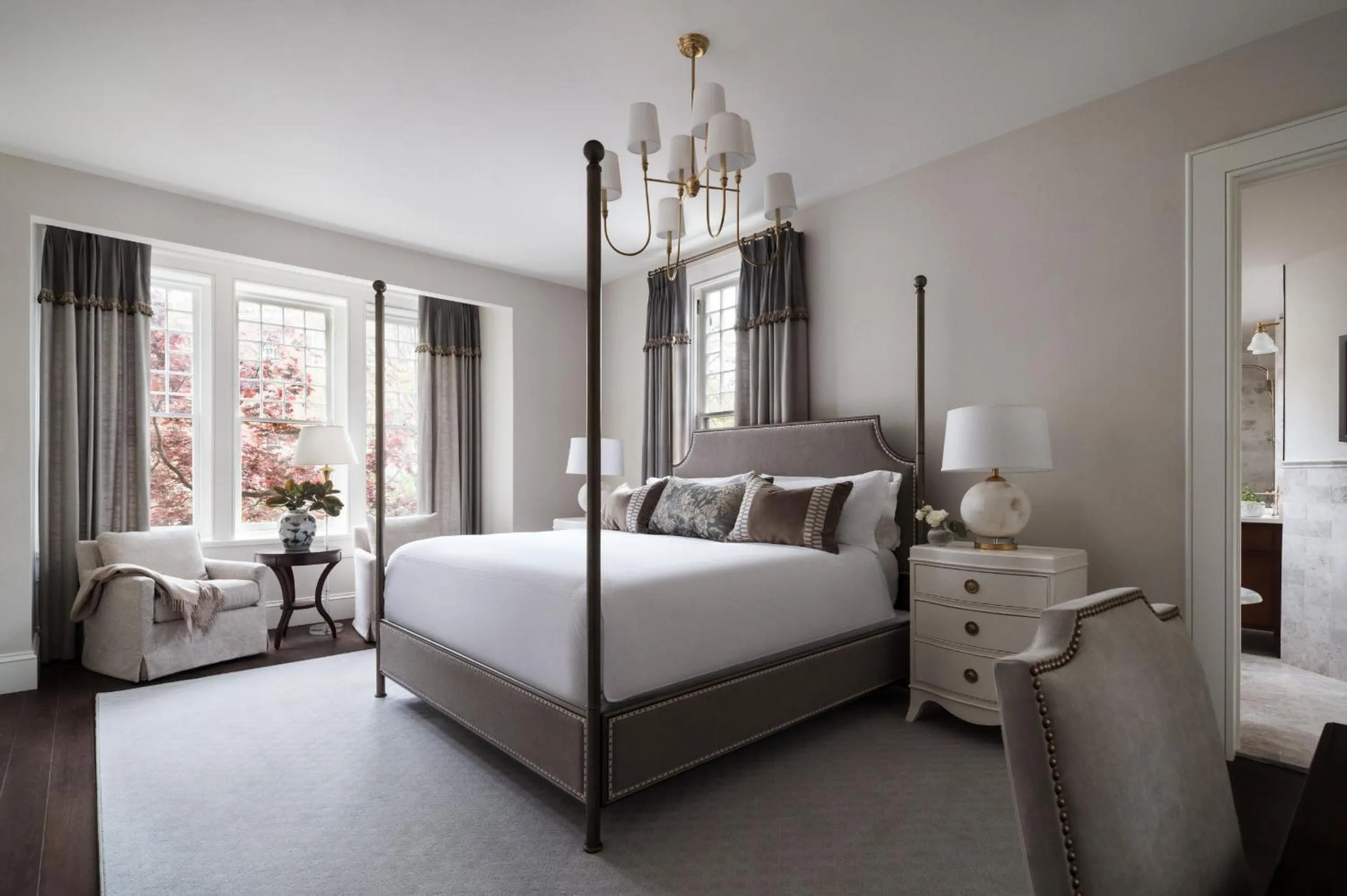 86 State Circle - Luxury Boutique Hotel