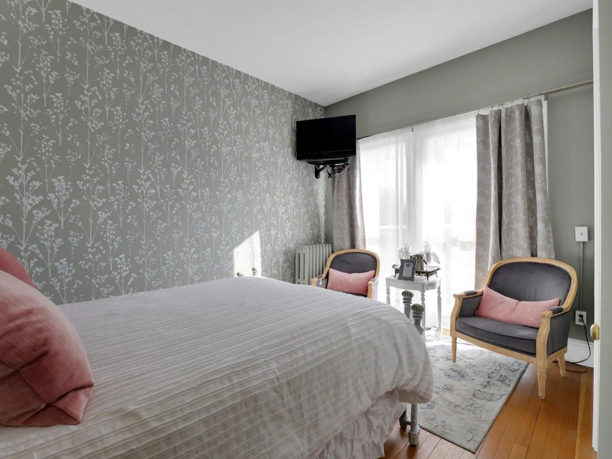 Queen Room in Old Library Inn - Historic Olean NY