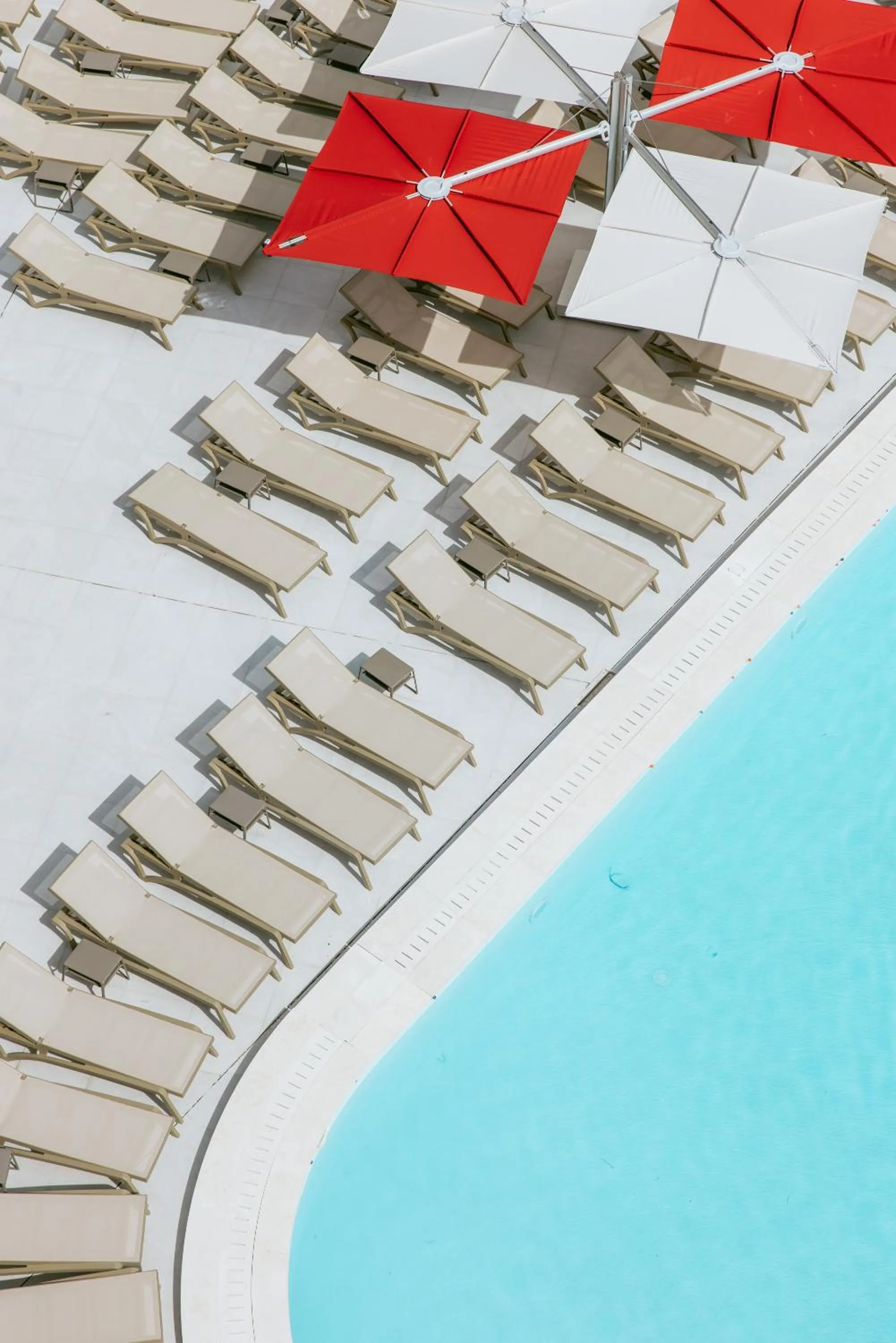 Swimming pool in Vegas Resort