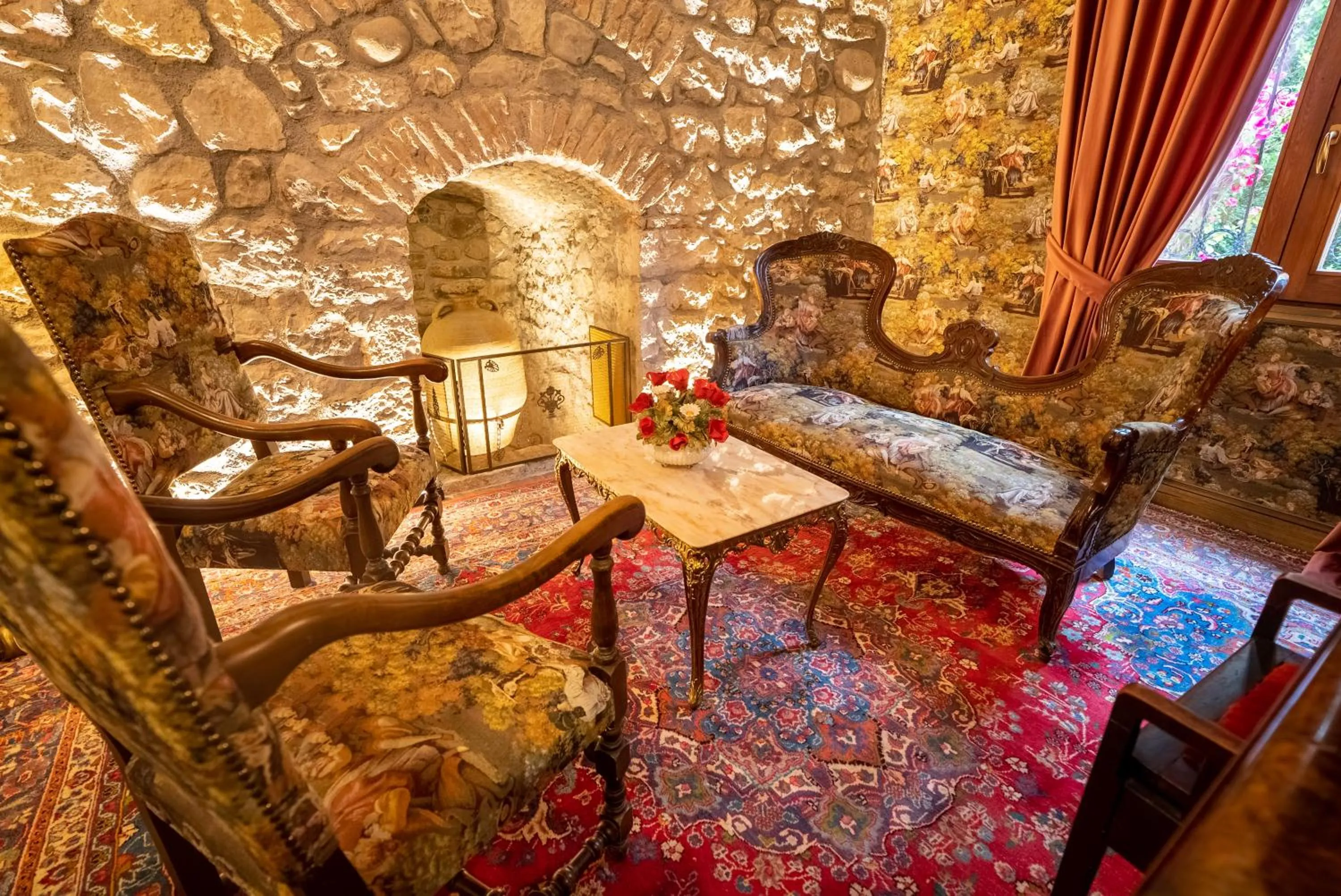 Living room in Castle Boutique Hotel