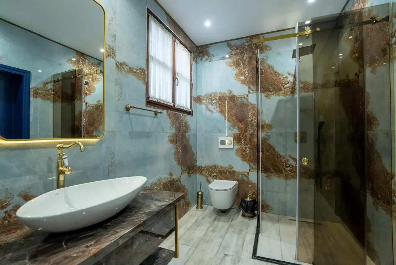 Deluxe Double Room with Bath in Castle Boutique Hotel Deluxe Double Room with Bath in Castle Boutique Hotel