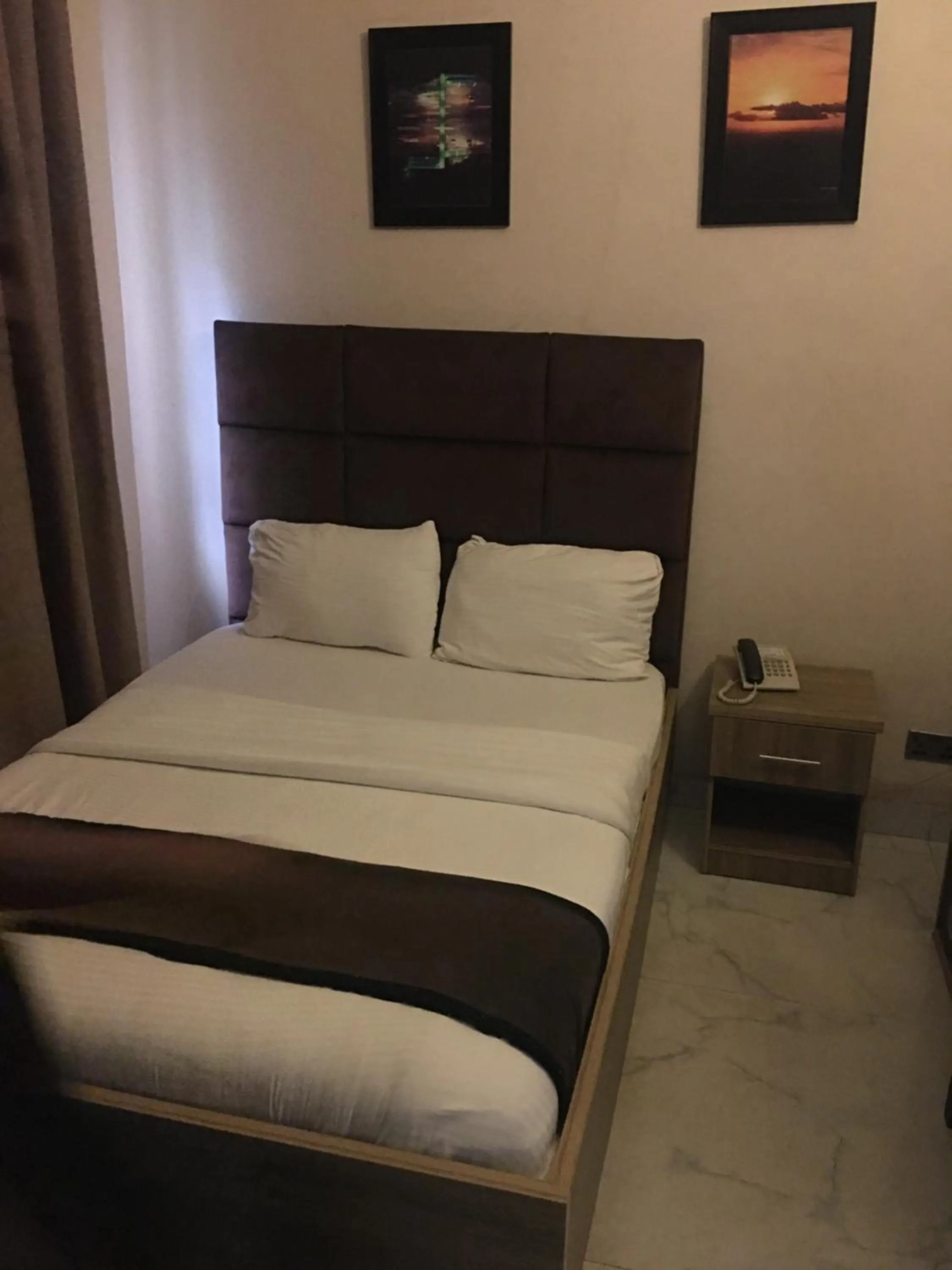 Bed in La VOD Hotel