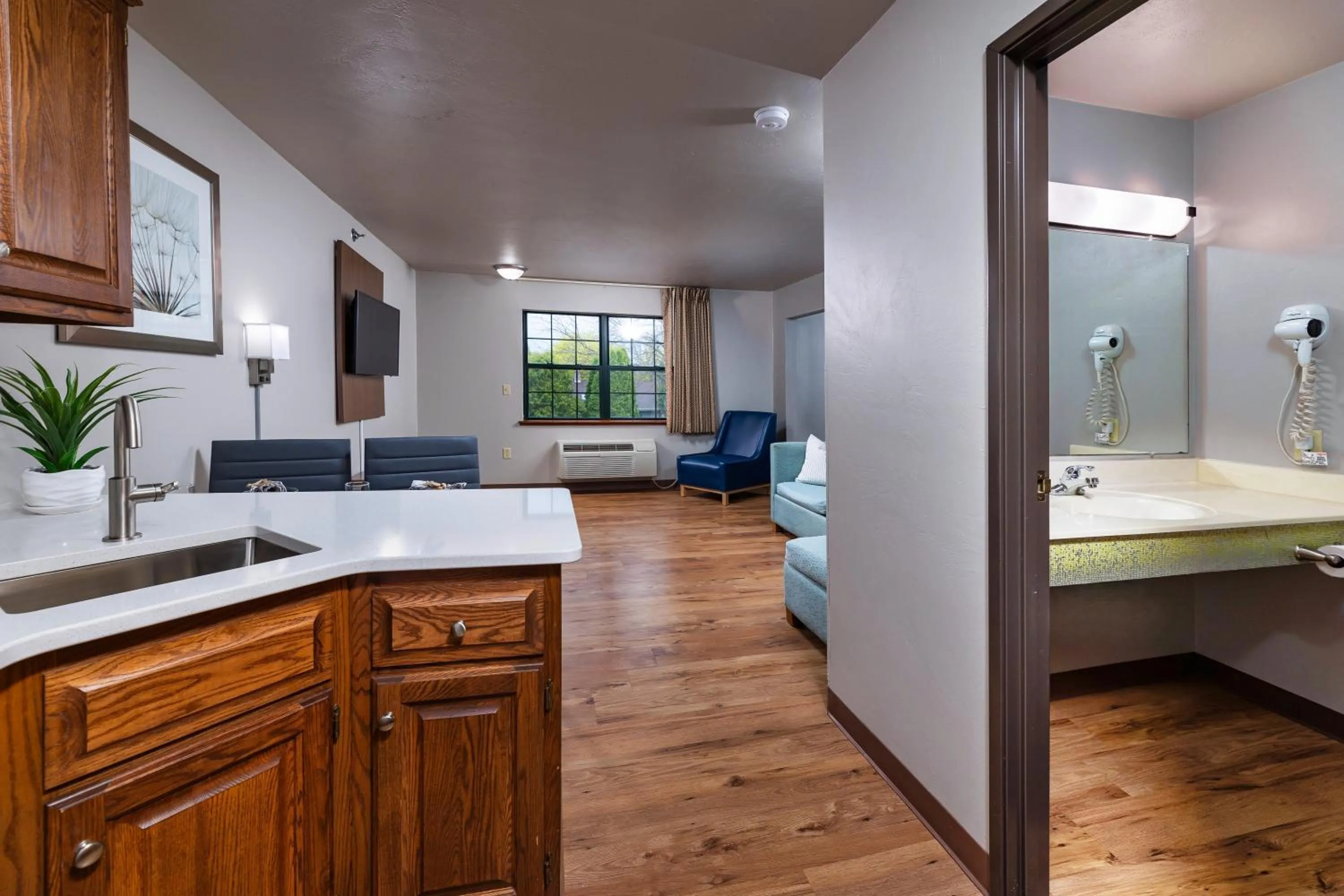 Guests in Extended Stay Airport