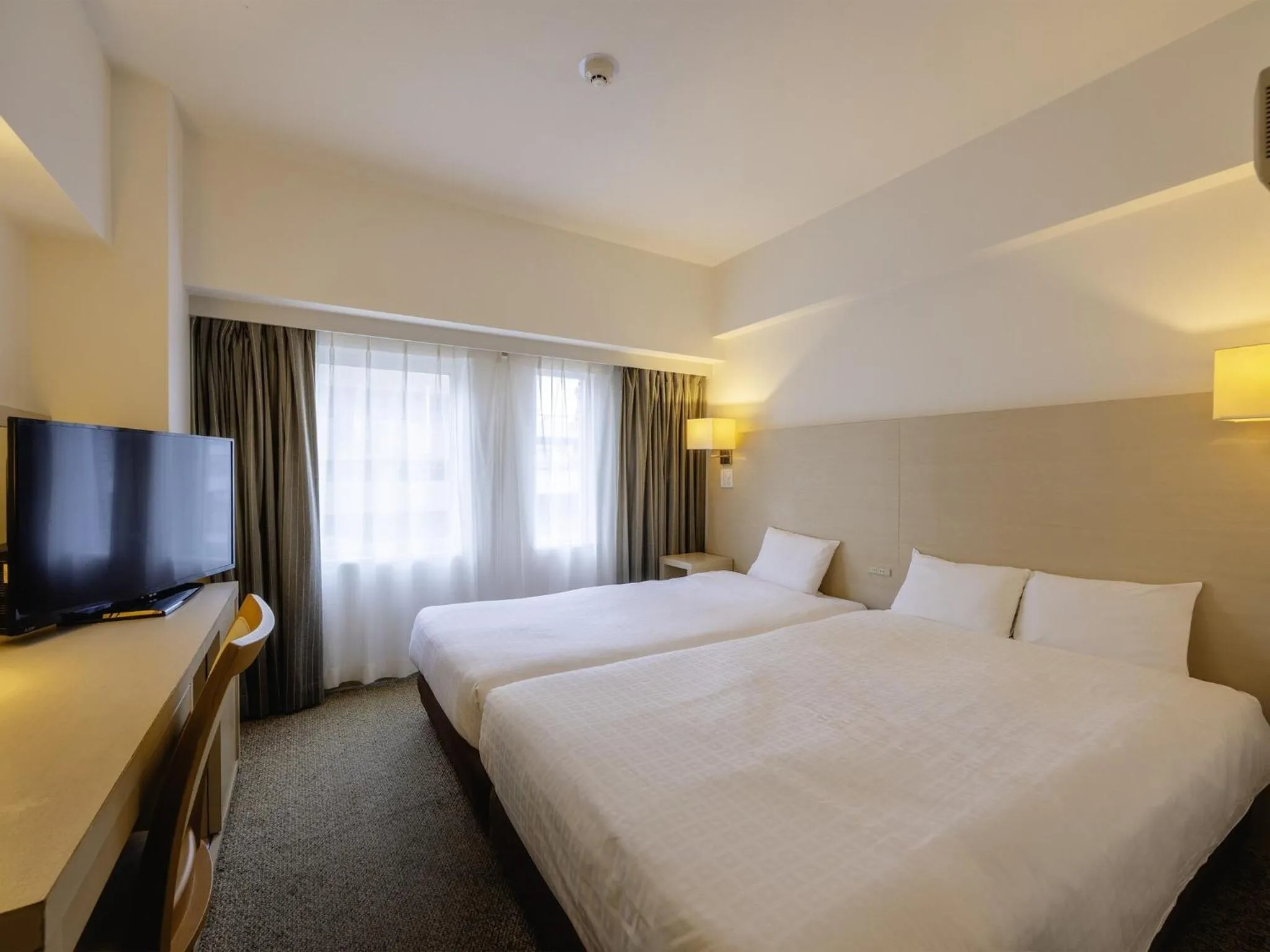 Photo of the whole room, Bed in KOKO HOTEL Tokyo Nishikasai