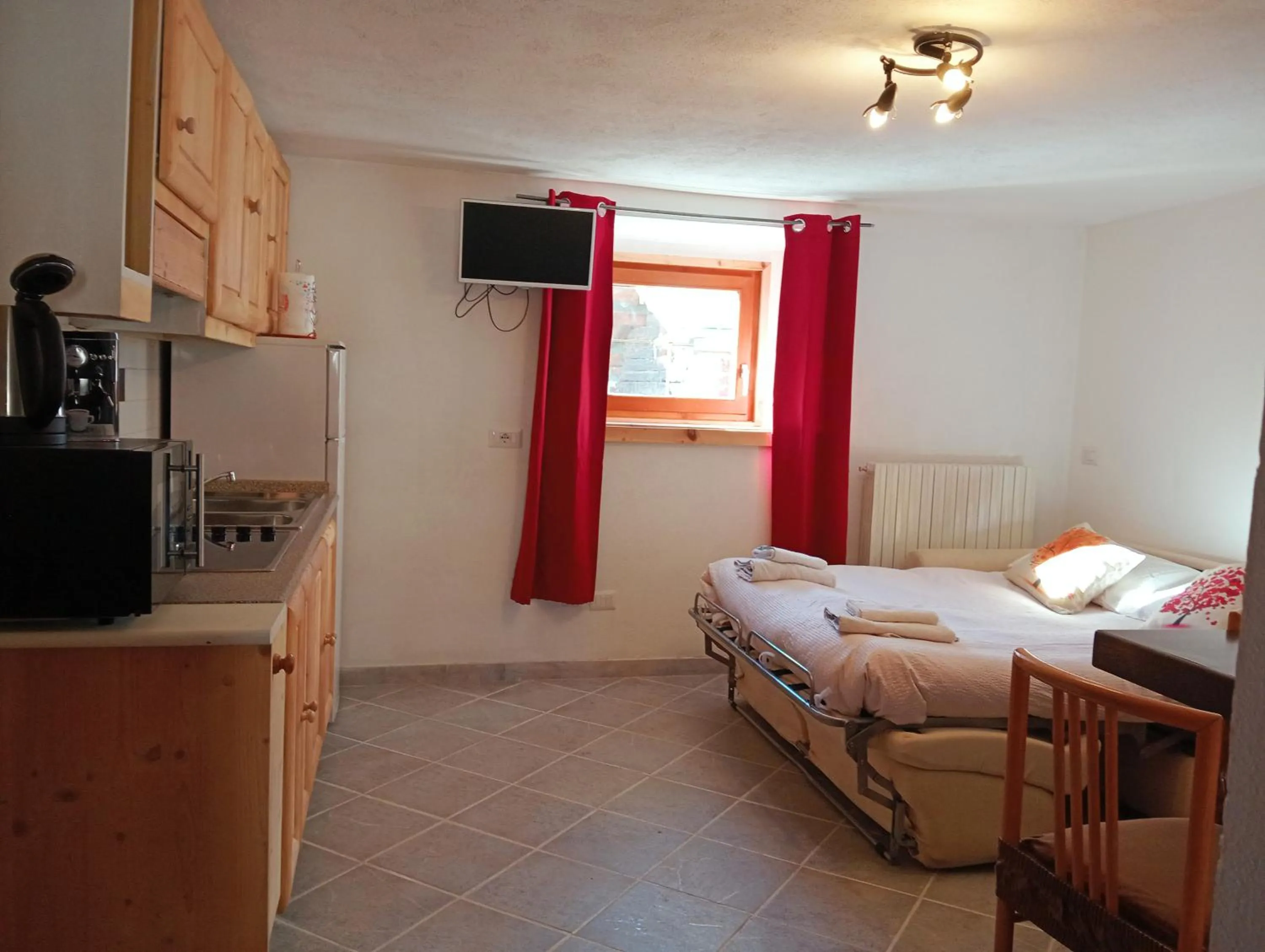 Apartment with Mountain View in canton 520 appartamenti self check in