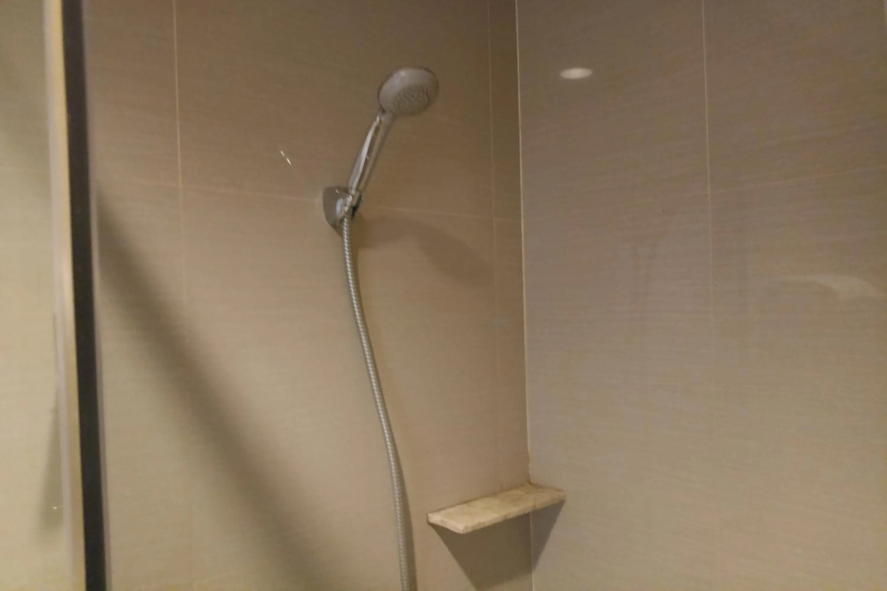 Shower in Cipto Apartment