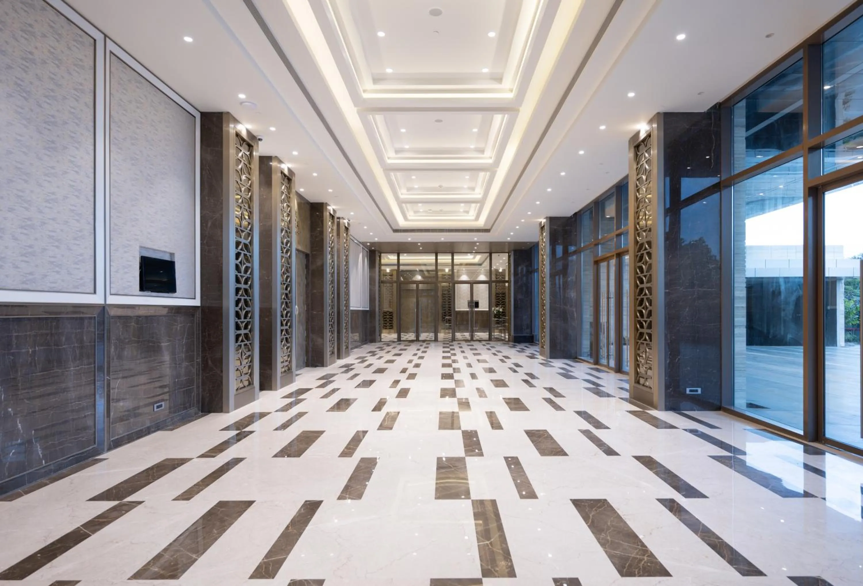 Banquet/Function facilities in Merlis Hotel Coimbatore