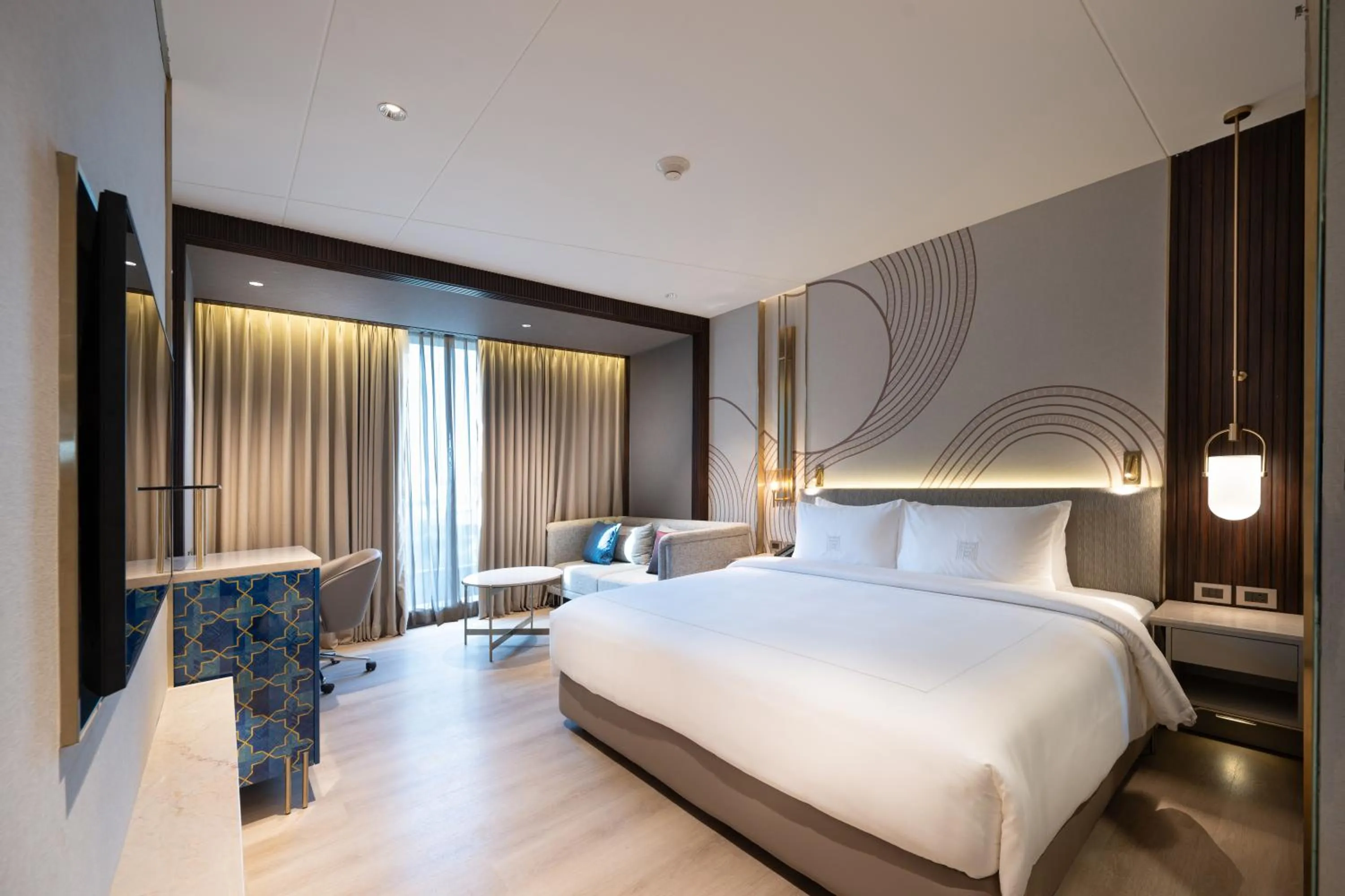 Bedroom, Bed in Merlis Hotel Coimbatore