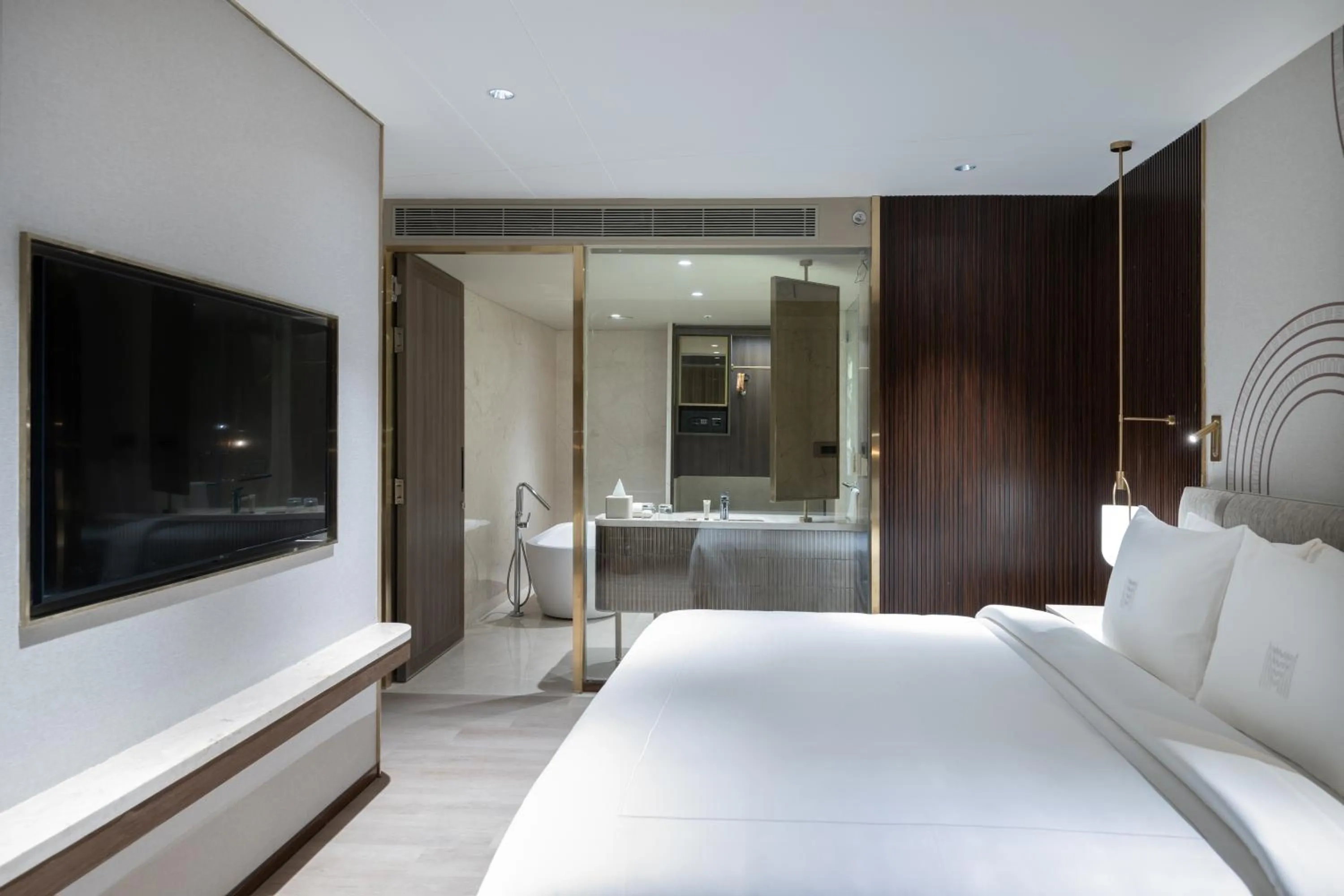 Bedroom, Bed in Merlis Hotel Coimbatore