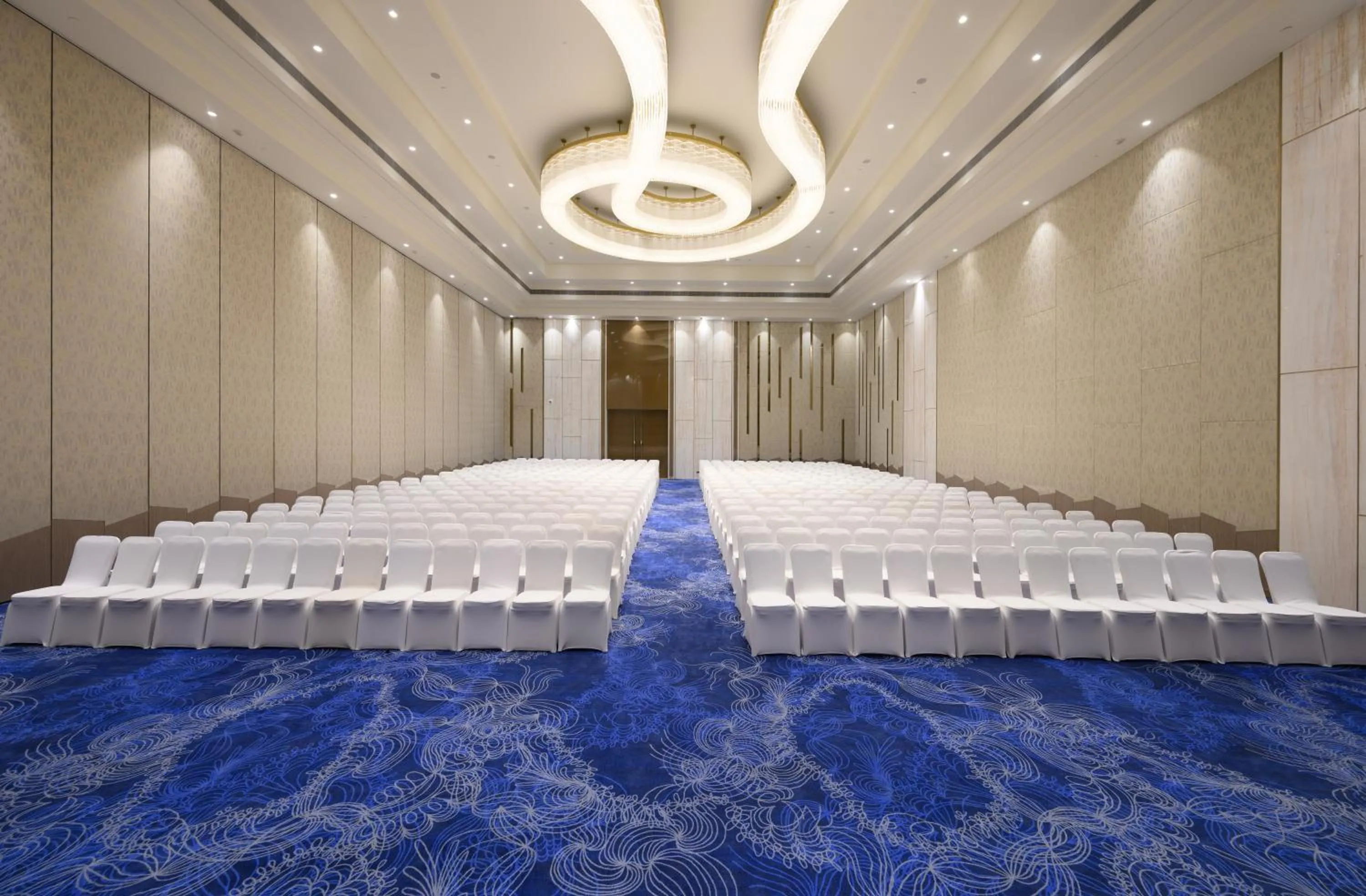 Banquet/Function facilities in Merlis Hotel Coimbatore