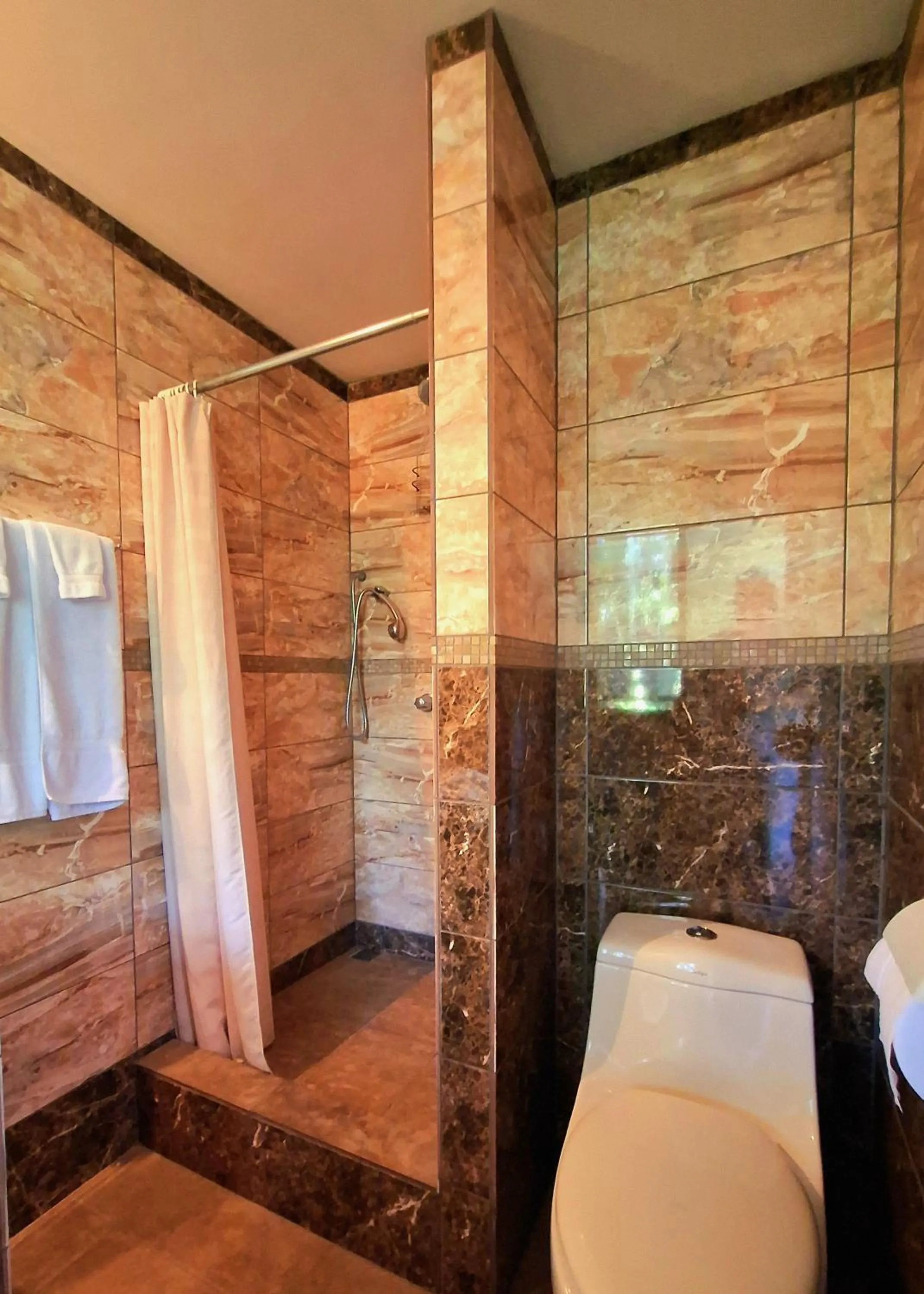 Bathroom in Eden Atenas Costa Rica