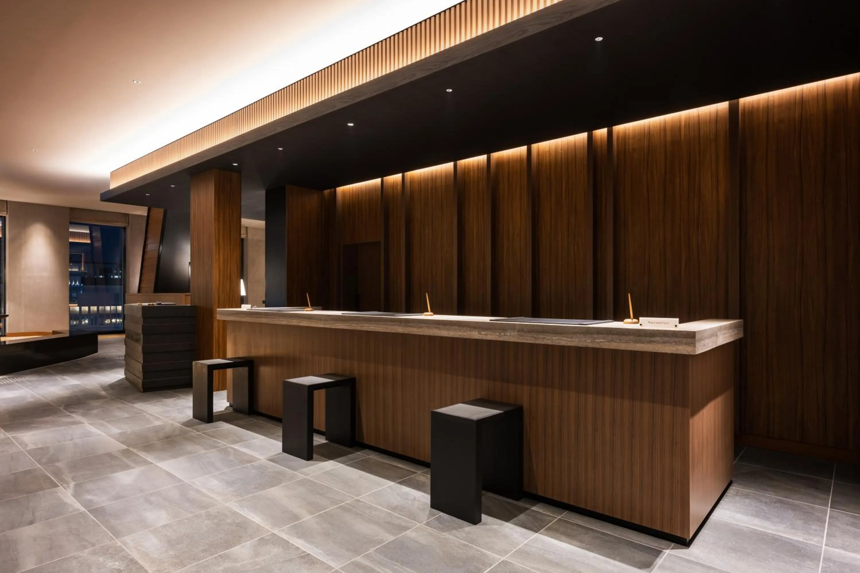 Lobby or reception in The Gate Hotel Sapporo by Hulic