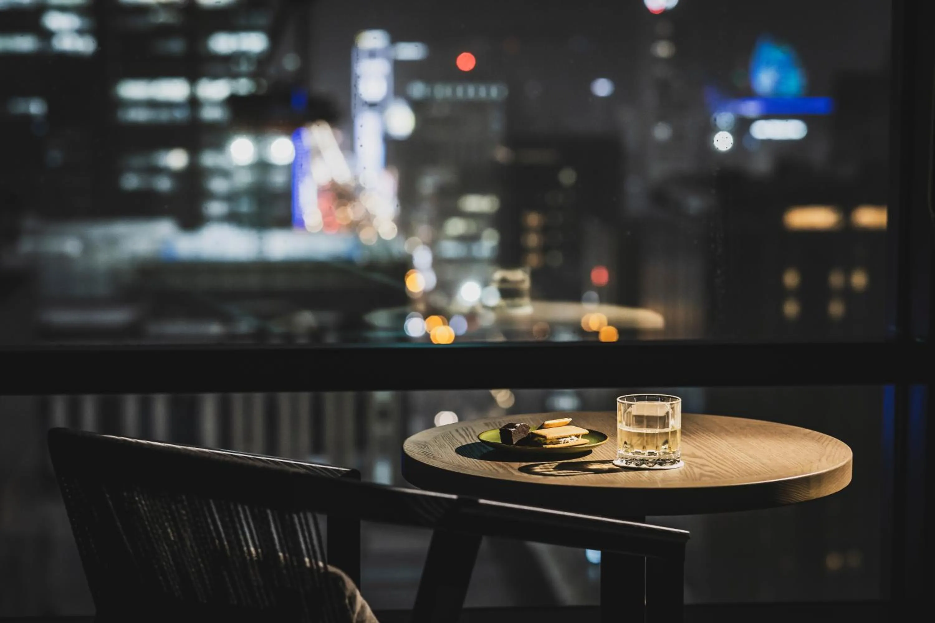 Night in The Gate Hotel Sapporo by Hulic