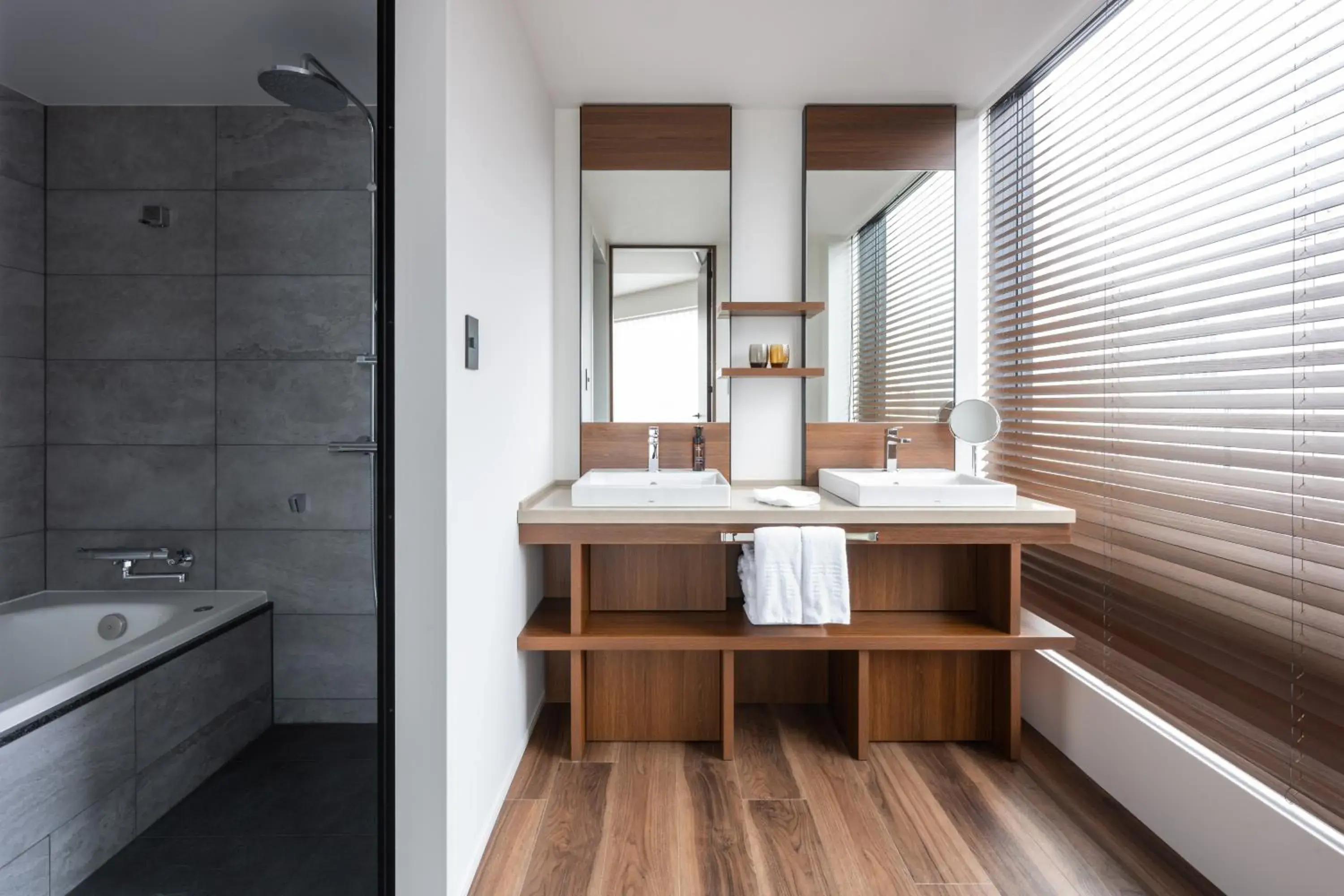 Deluxe Corner King Room with Lounge Access - Non-Smoking in The Gate Hotel Sapporo by Hulic Deluxe Corner King Room with Lounge Access - Non-Smoking in The Gate Hotel Sapporo by Hulic