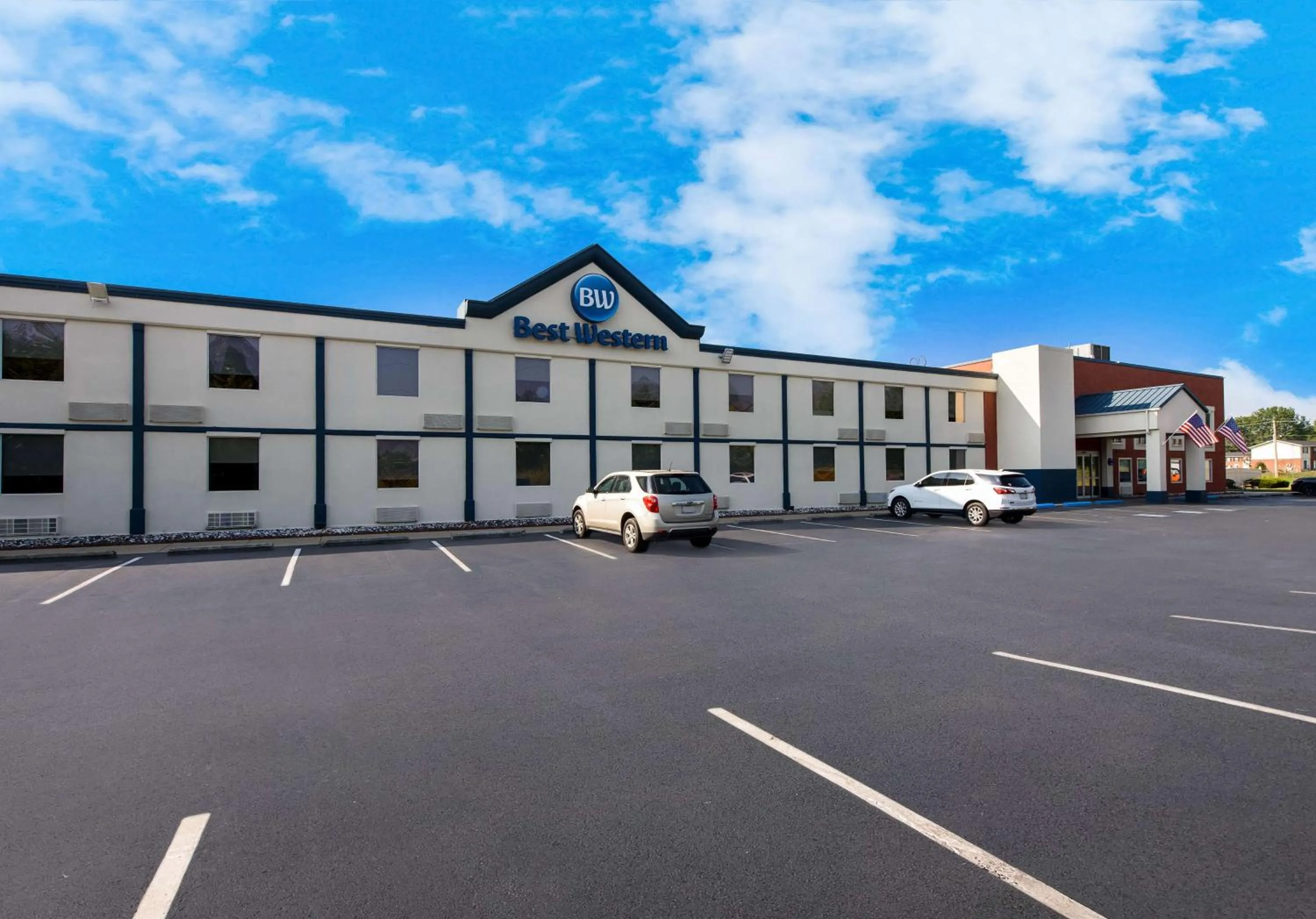 Property building in Best Western Adena Inn