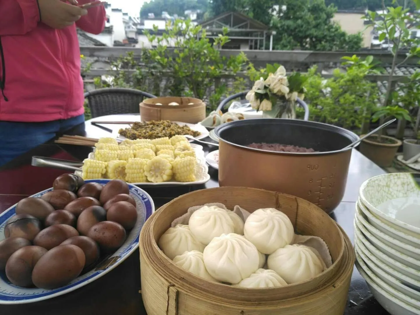 September Huizhou Inn