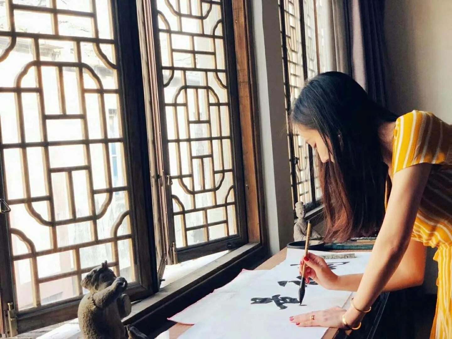 Seating area in September Huizhou Inn