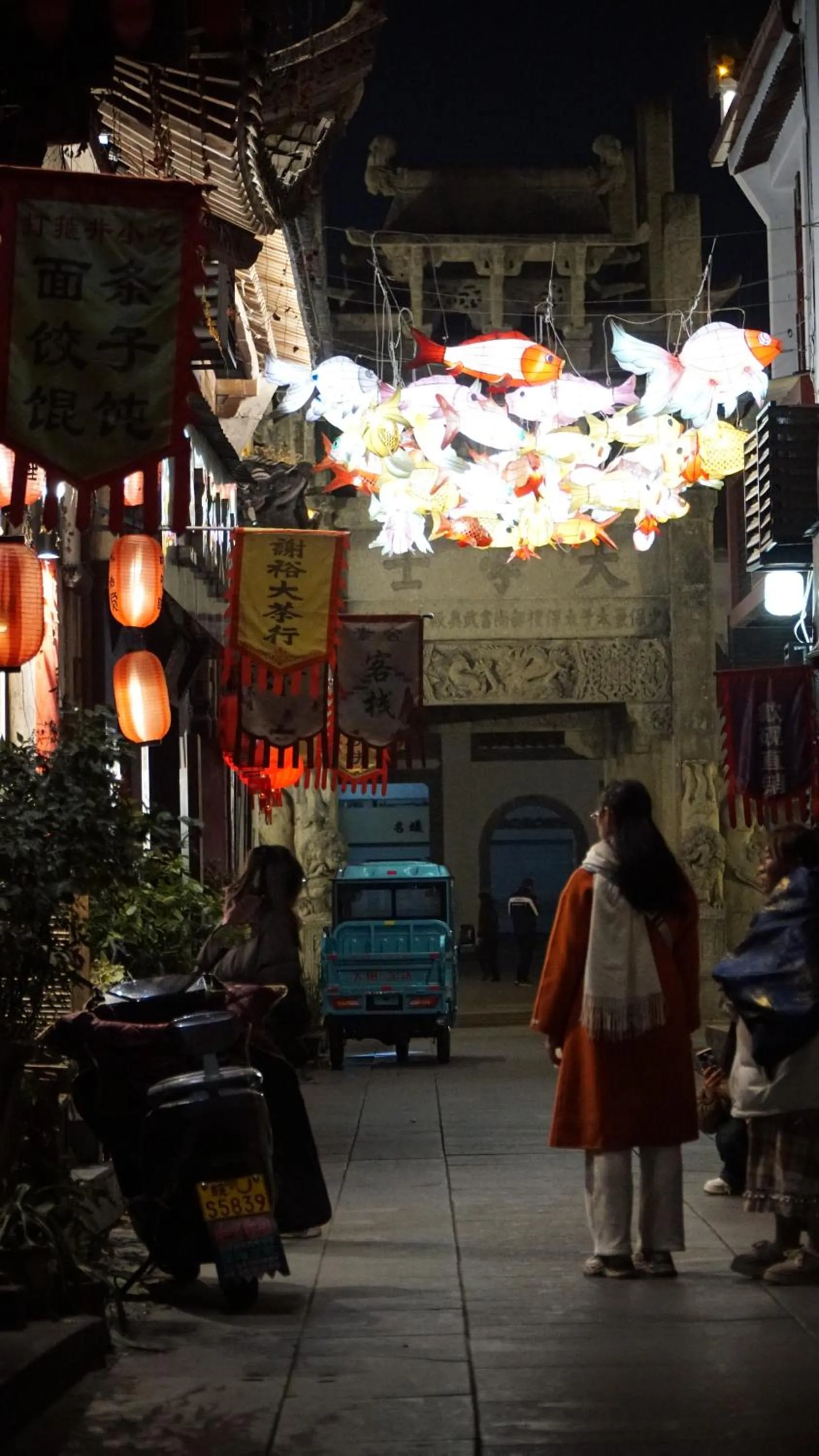 September Huizhou Inn