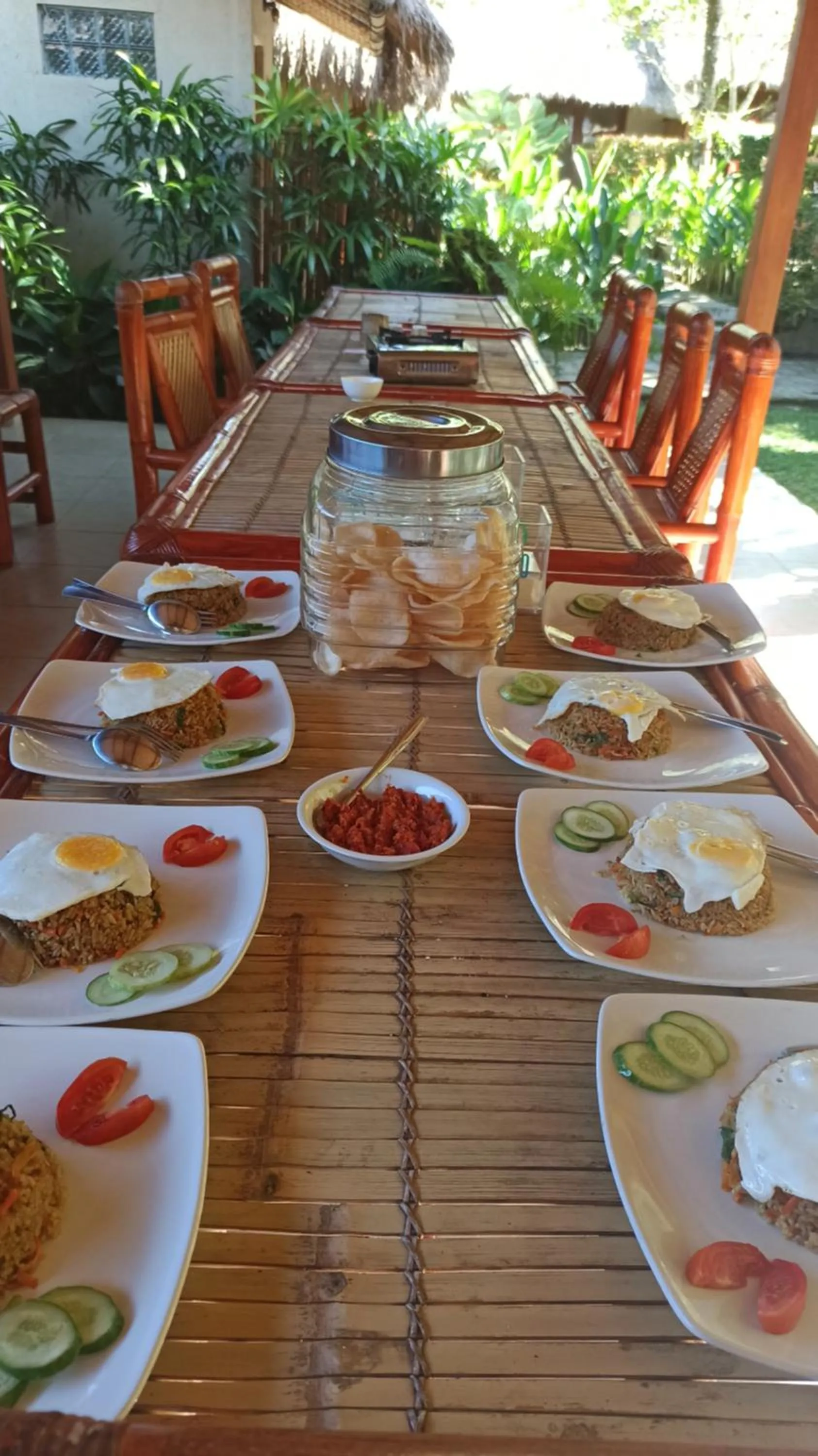 Breakfast in Mama Bella's Retreat