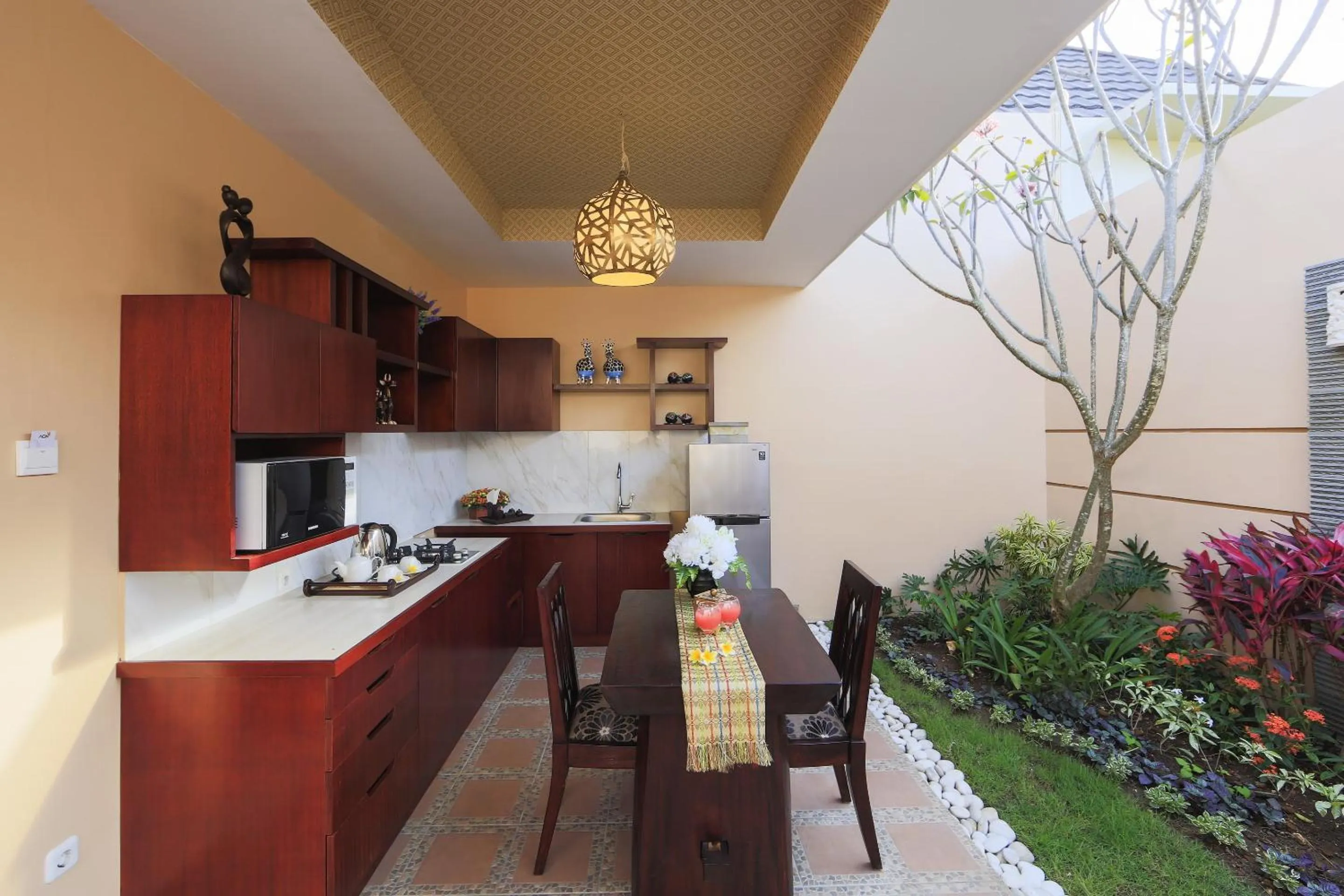 Dining area in Flamingo Dewata Pool Villa Uluwatu