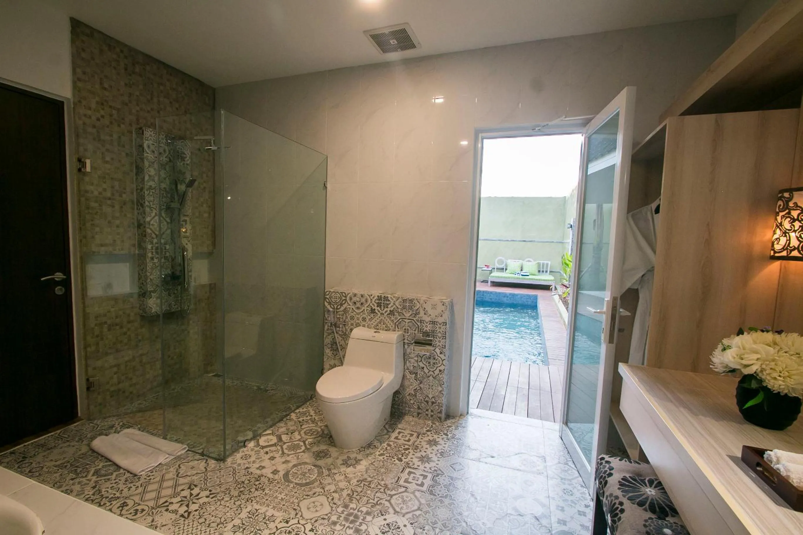 Bathroom in Flamingo Dewata Pool Villa Uluwatu