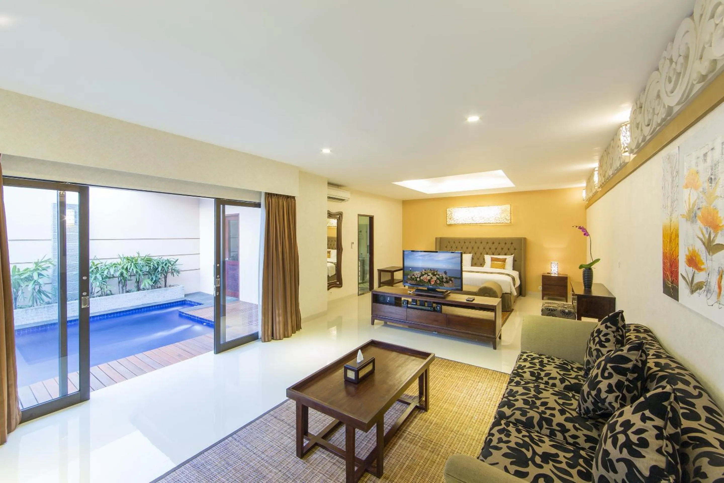 Living room, Bed in Flamingo Dewata Pool Villa Uluwatu