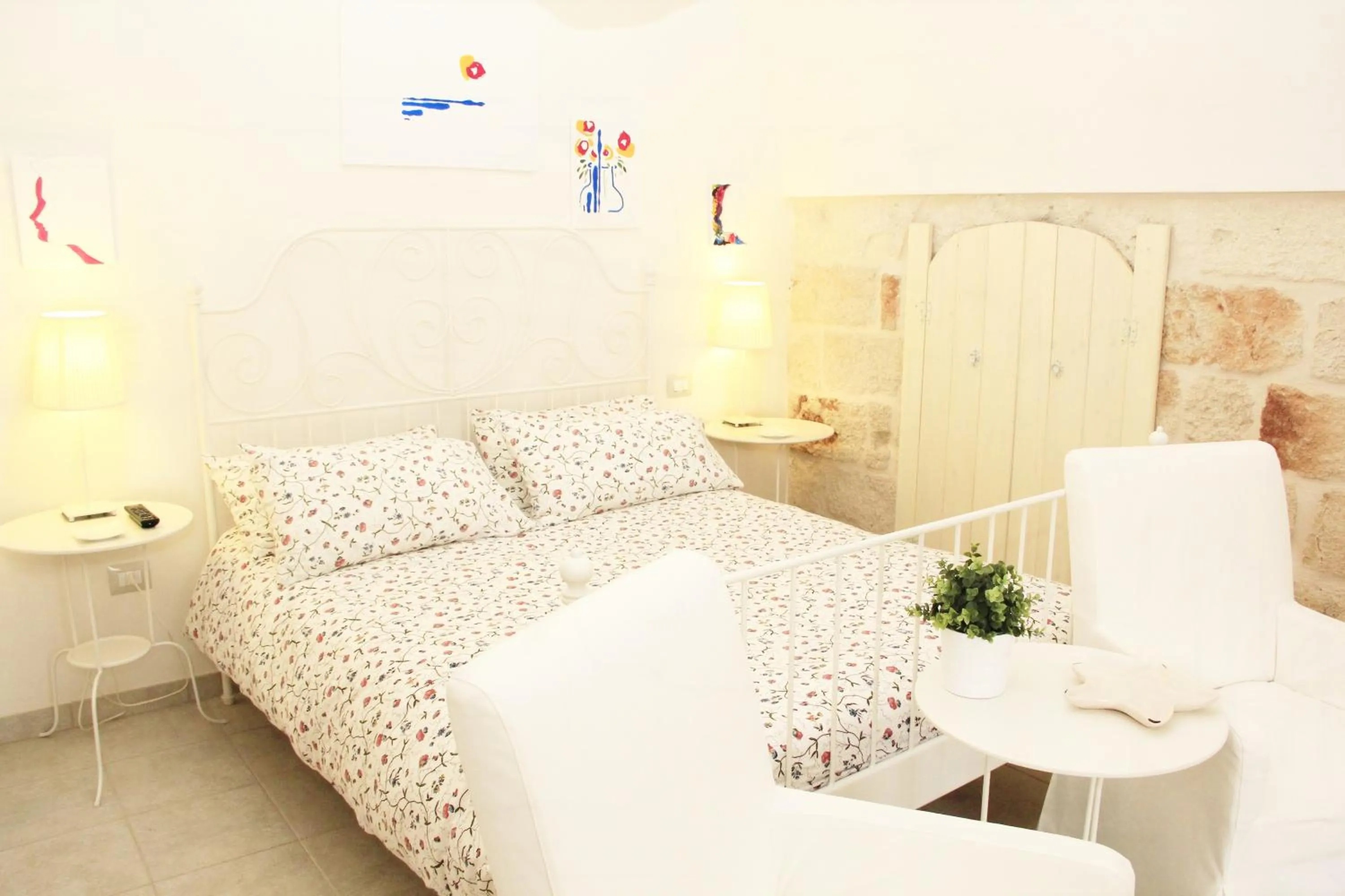 Bedroom, Bed in Karen House B&B