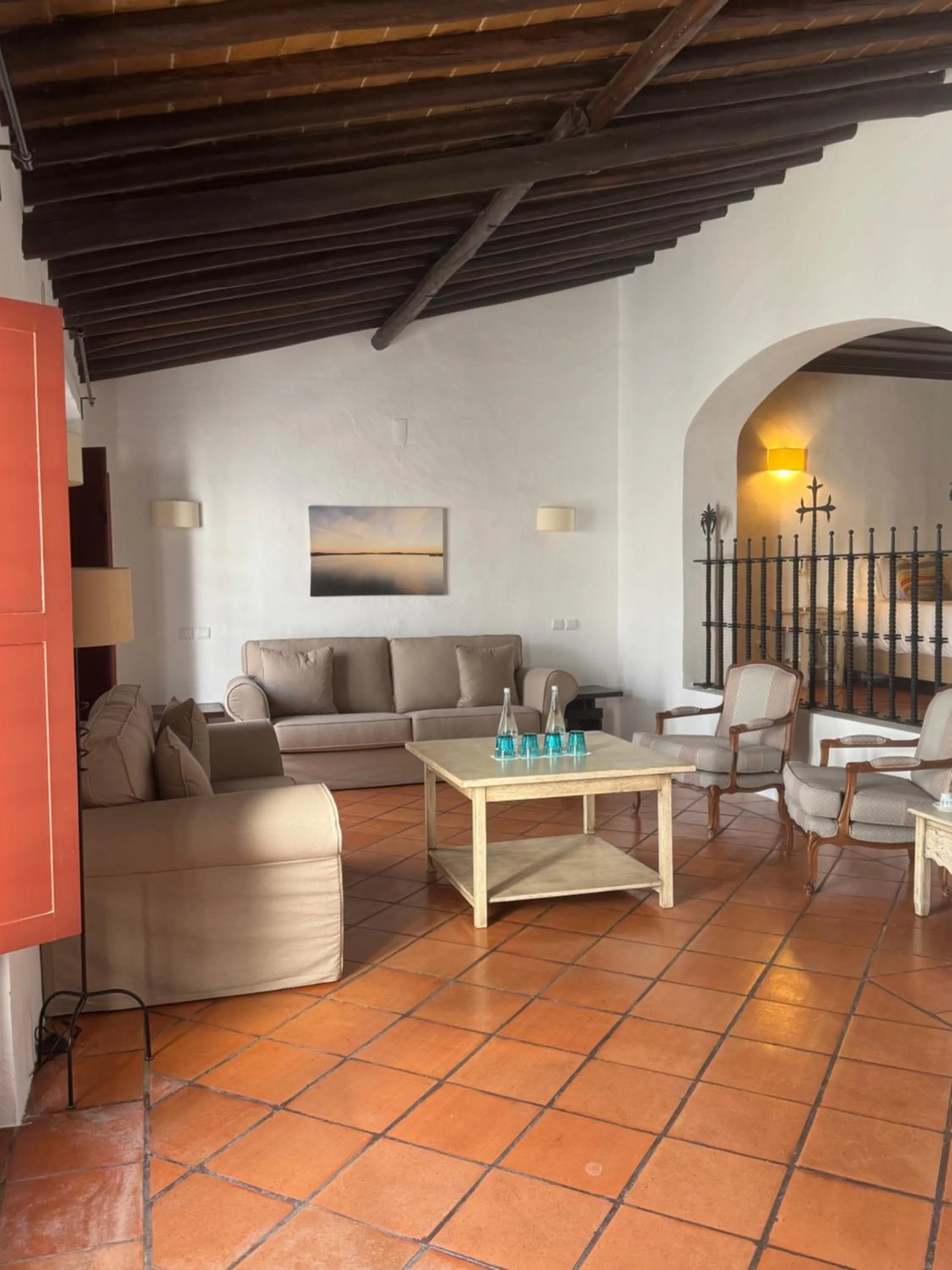 Living room in Horta da Moura by WOT Signature