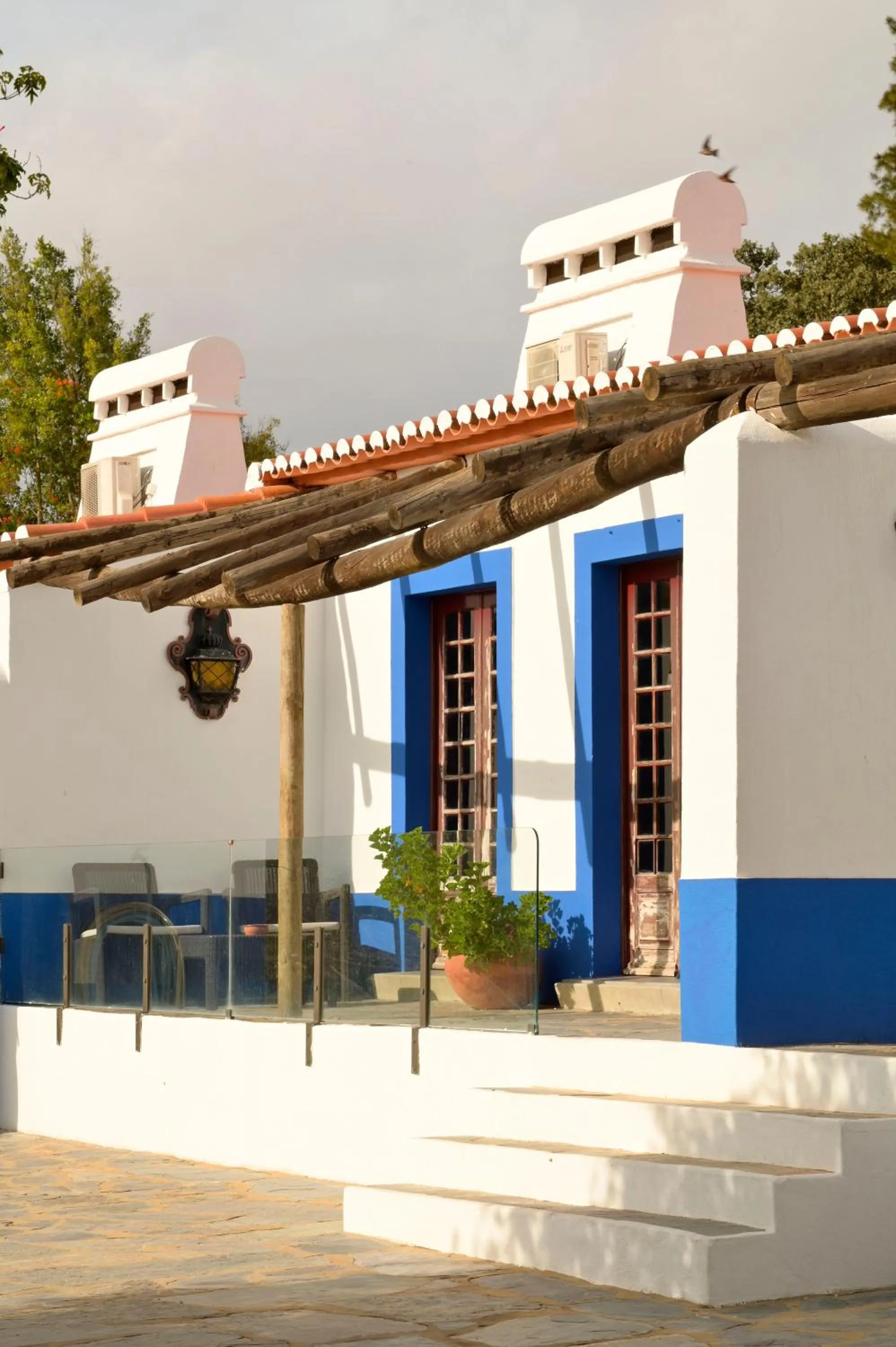 Property building in Horta da Moura by WOT Signature