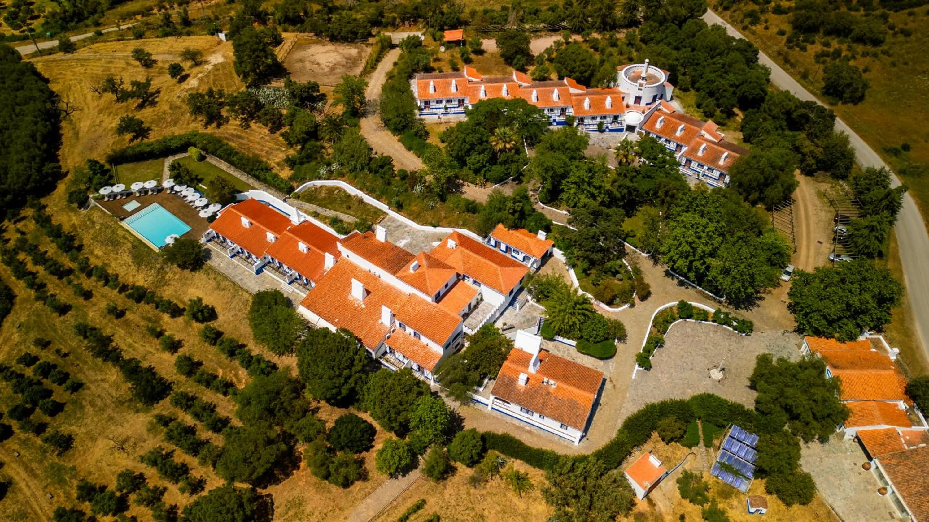 Property building in Horta da Moura by WOT Signature