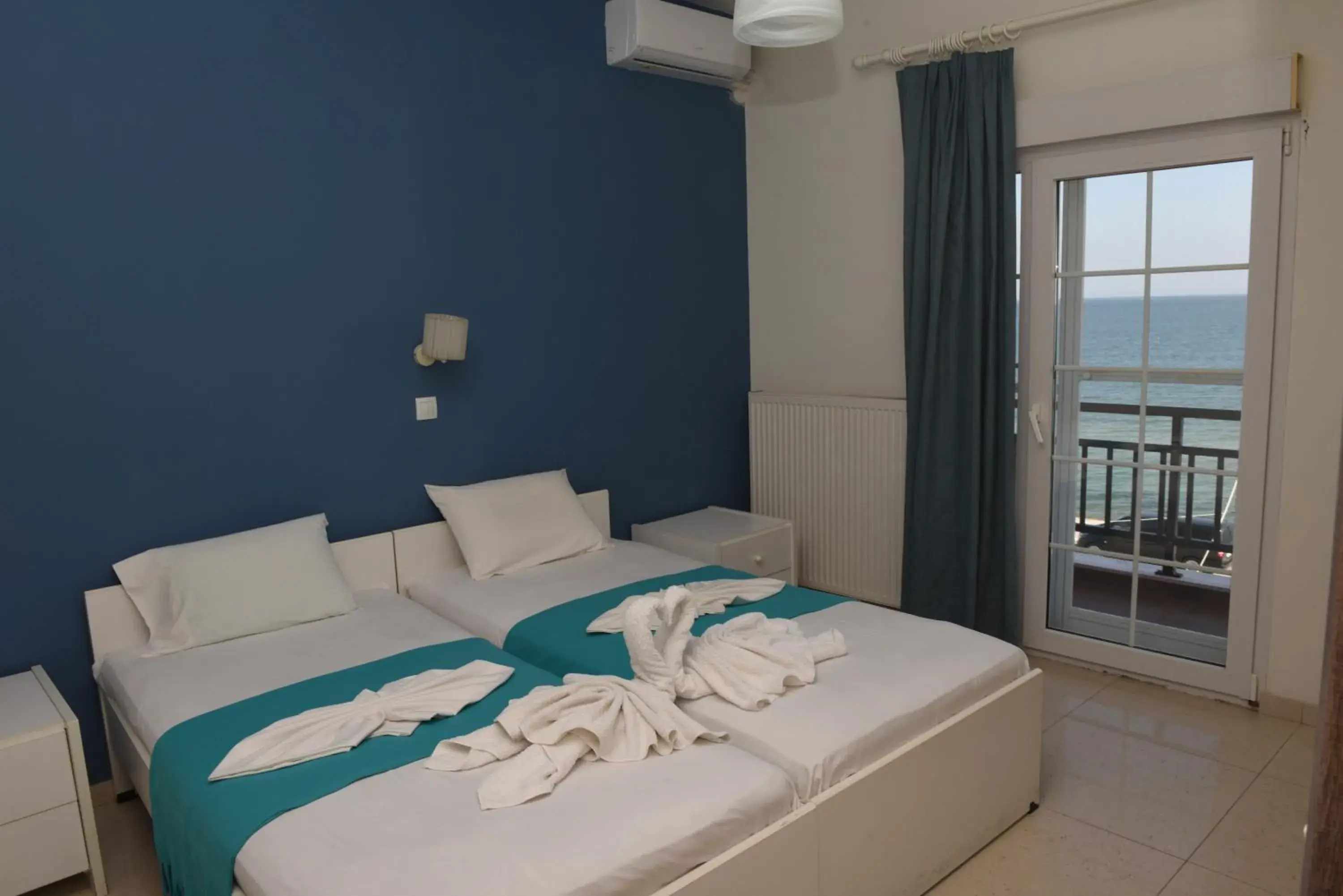 Triple Room with Sea View in Star Beach Resort Triple Room with Sea View in Star Beach Resort