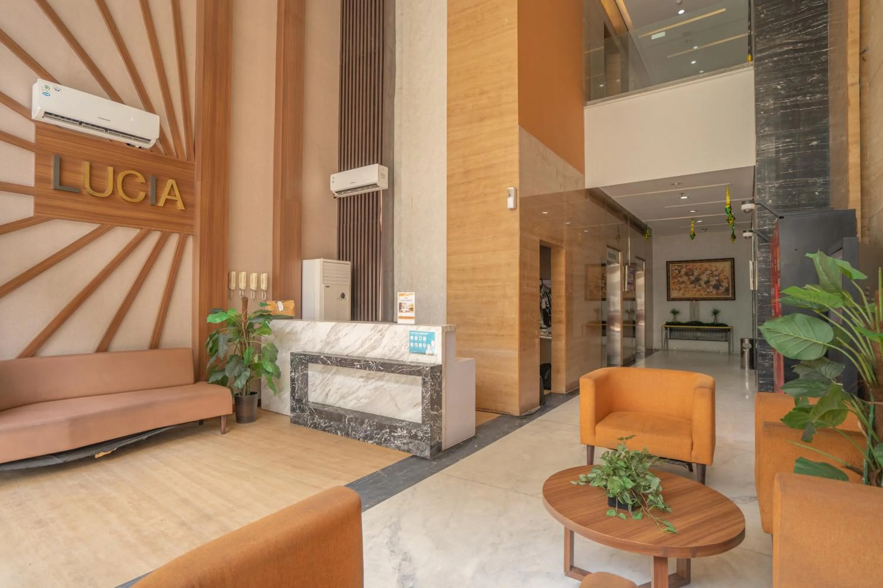 Seating area in ROKET ROOM Majestic By Reccoma