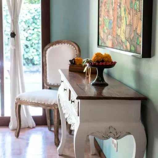 Cili Emas Oceanside Resort