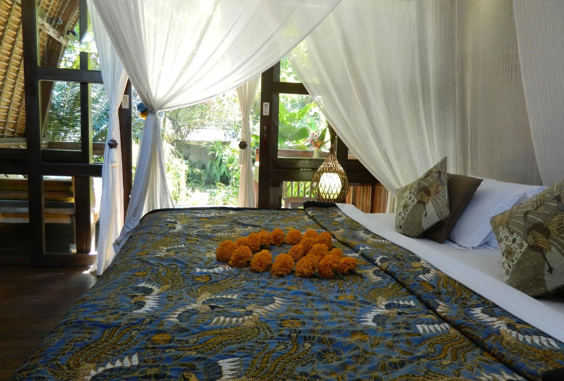 Bed in Cili Emas Oceanside Resort