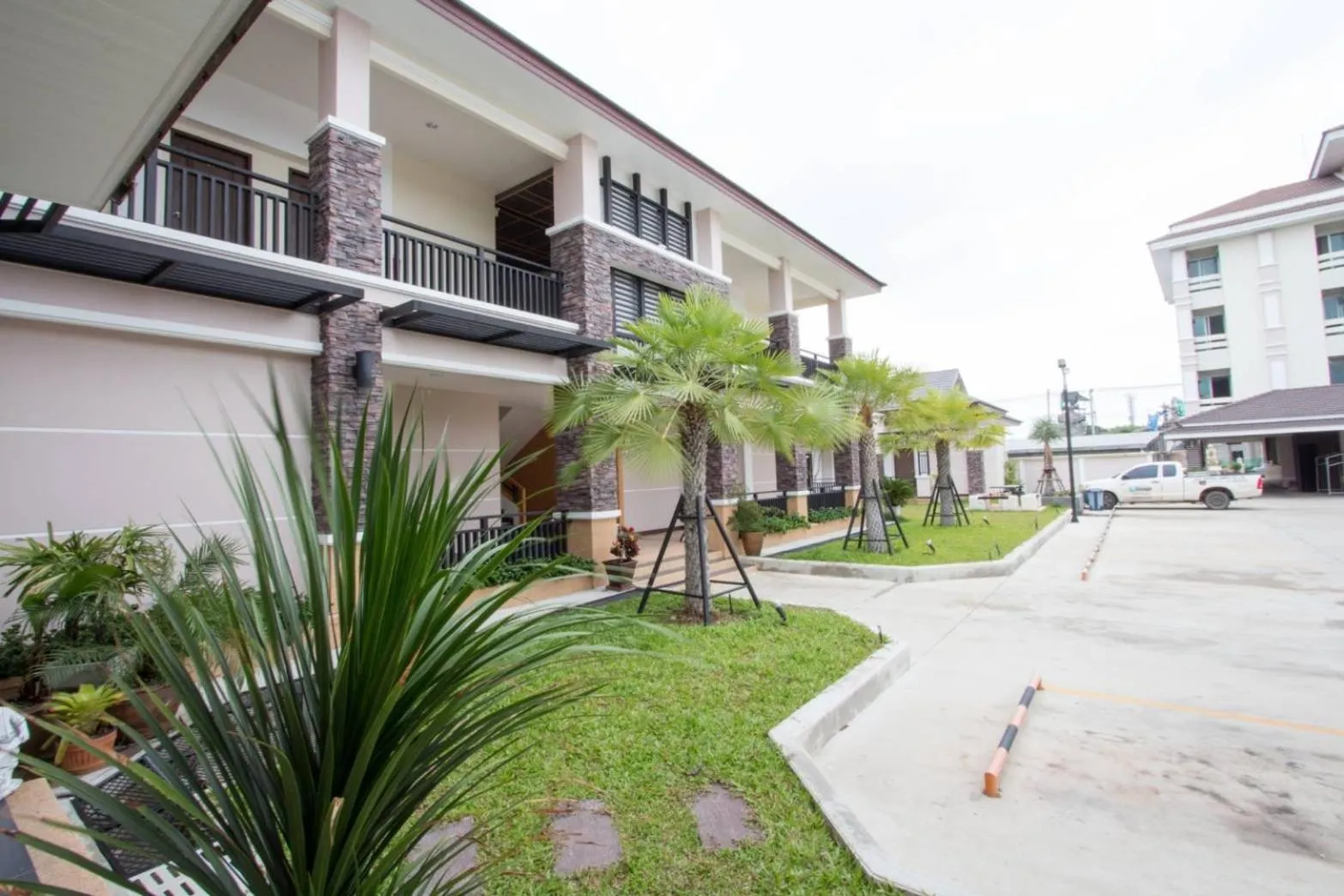 Property building in Fortune Surin Hotel