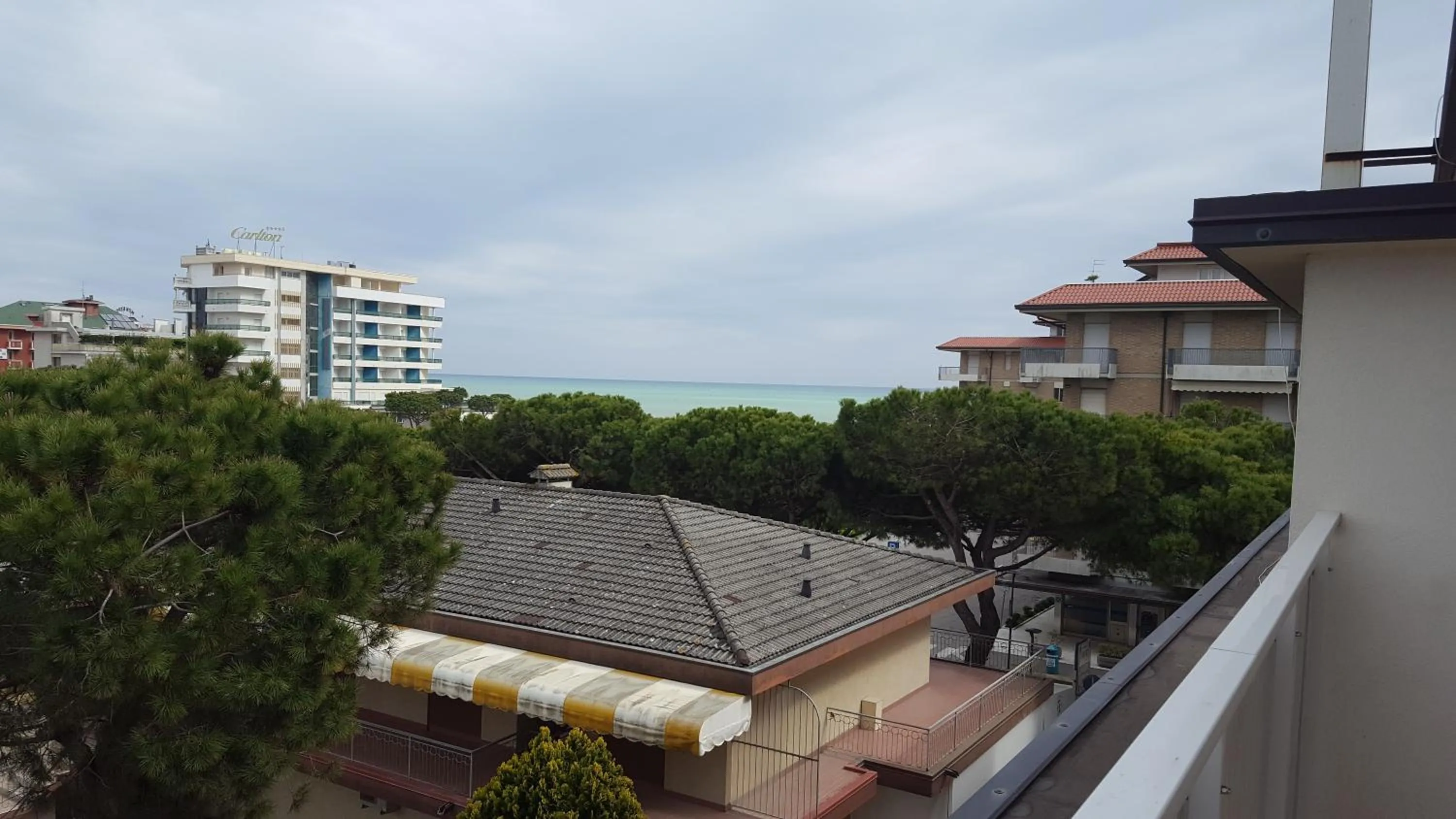 Sea view in RESIDENCE GALLO - WALTERIGATO Apartments PER SOLO FAMIGLIE