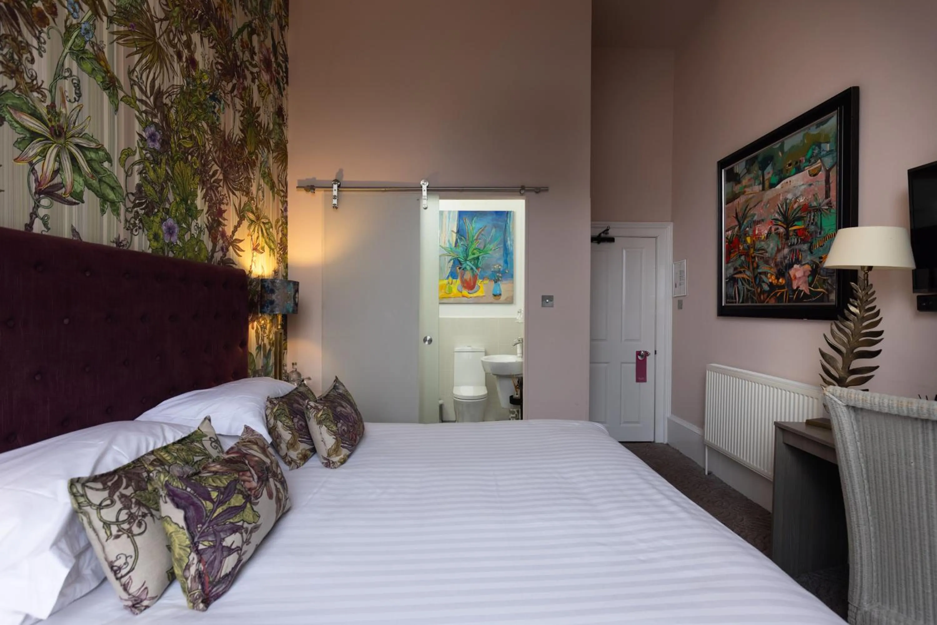 Bed in 24 Royal Terrace