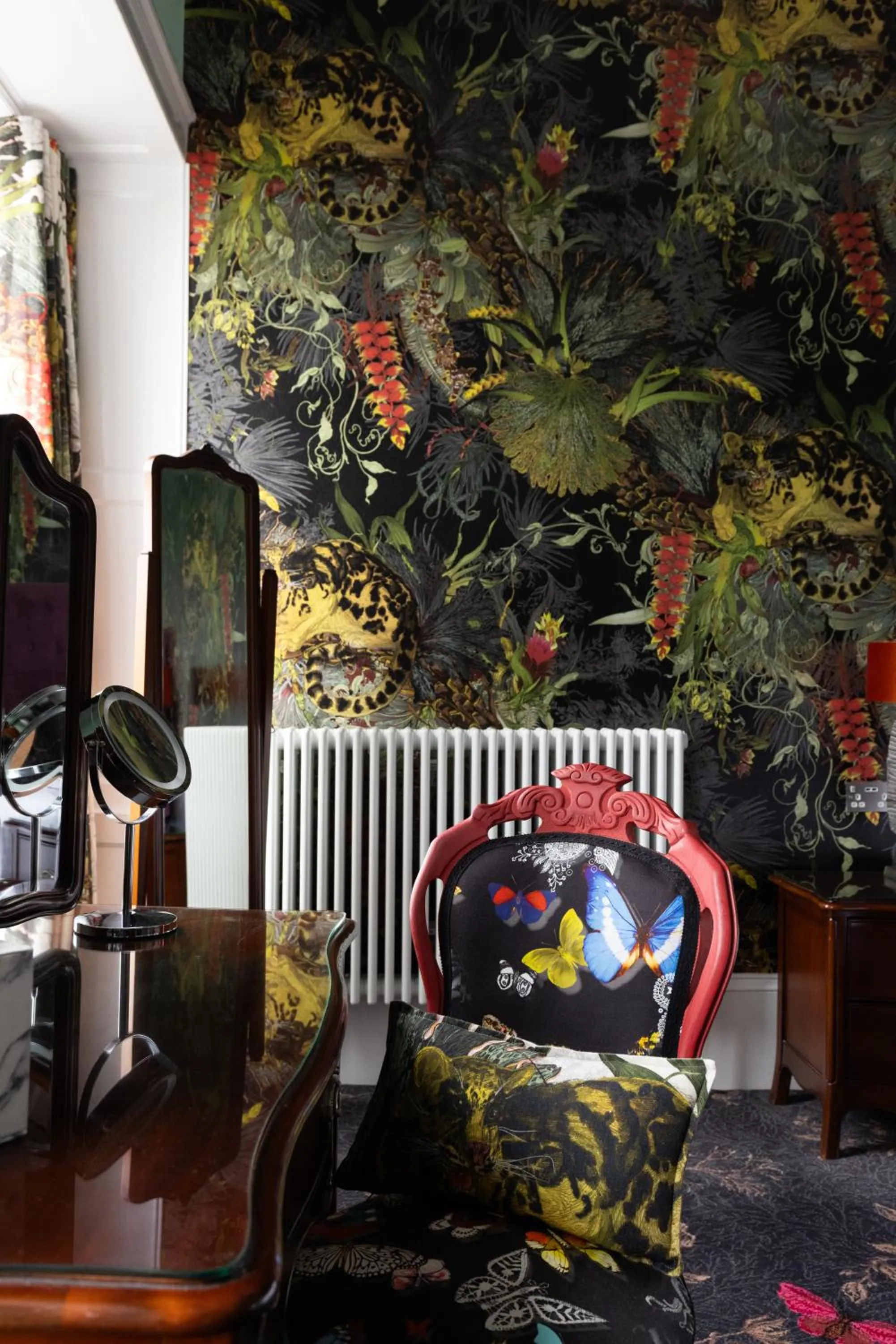 Decorative detail in 24 Royal Terrace