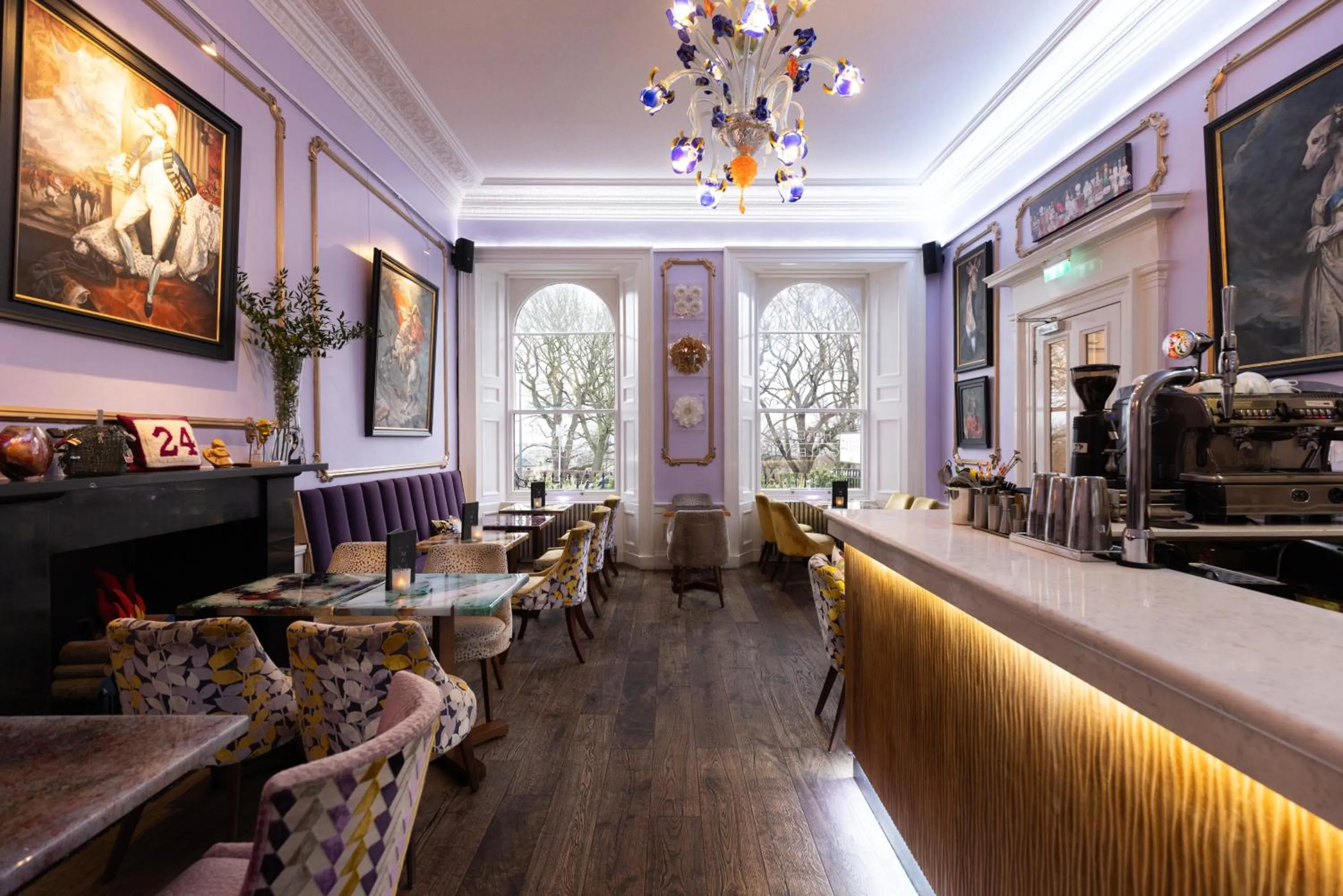 Breakfast in 24 Royal Terrace