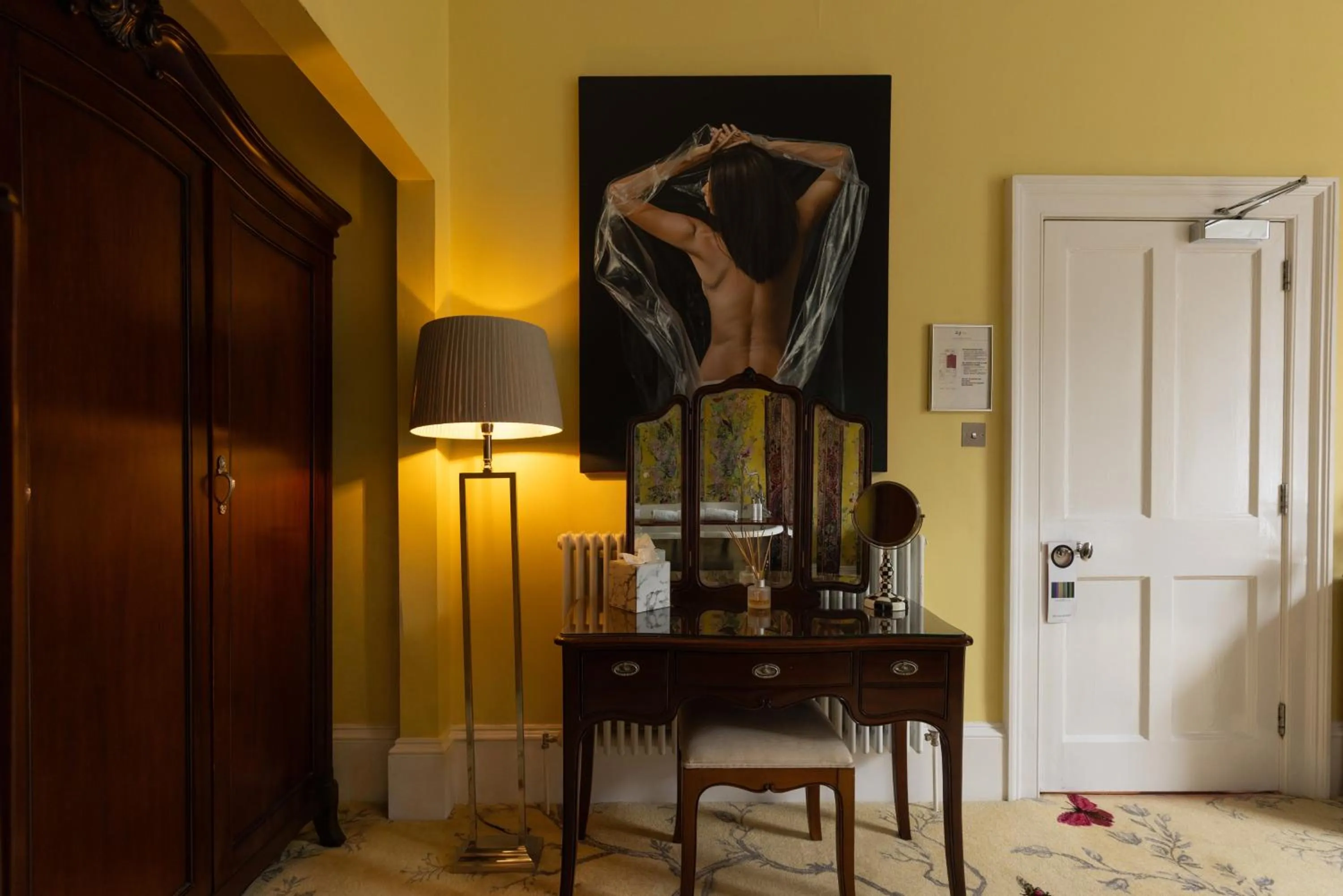 Decorative detail in 24 Royal Terrace