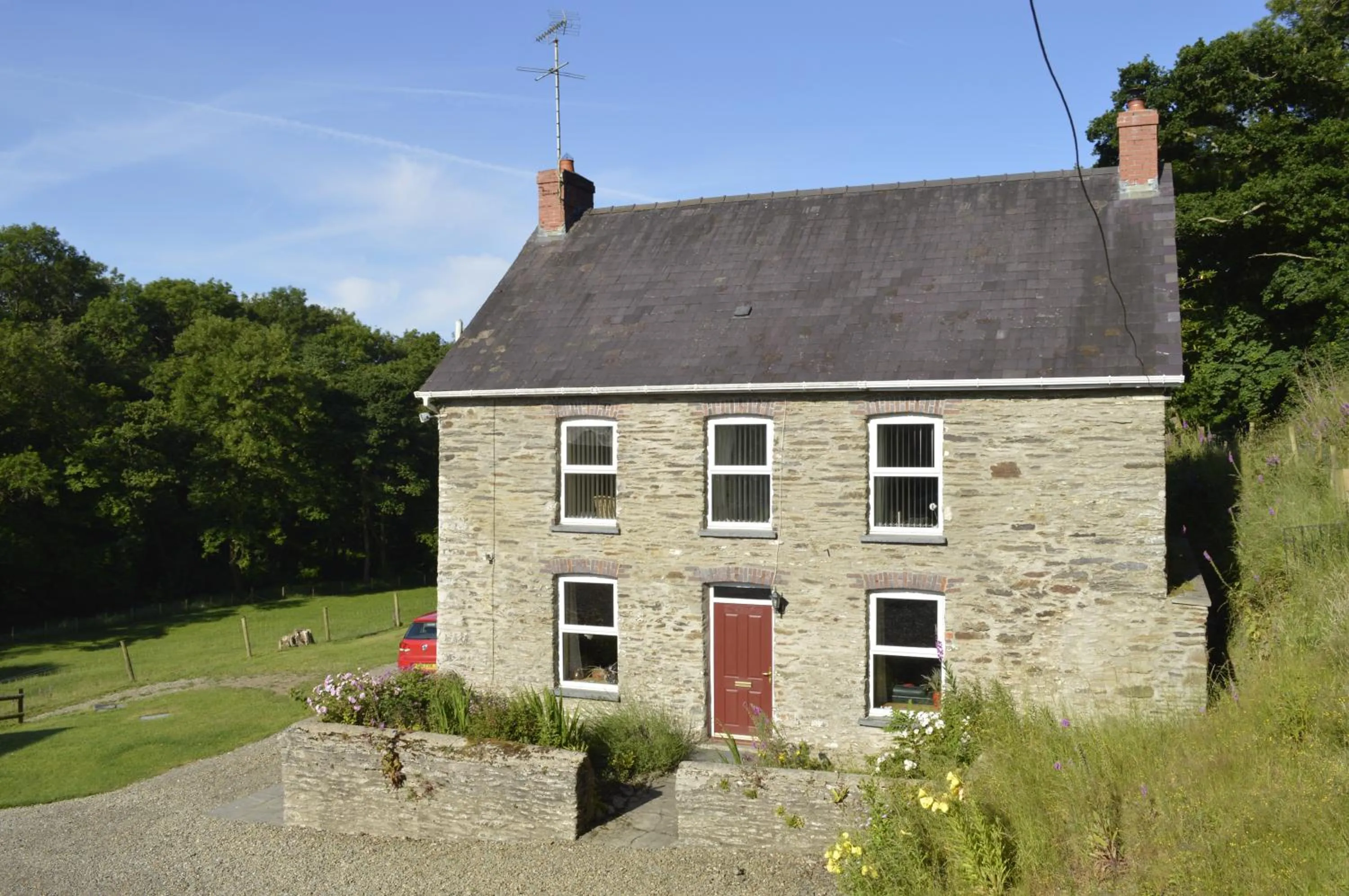 Property building in Troedyrhiw Bed & Breakfast