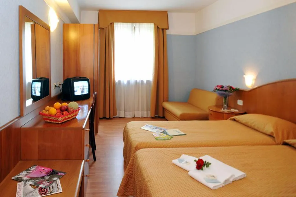 Day, Bed in Park Hotel Jolanda