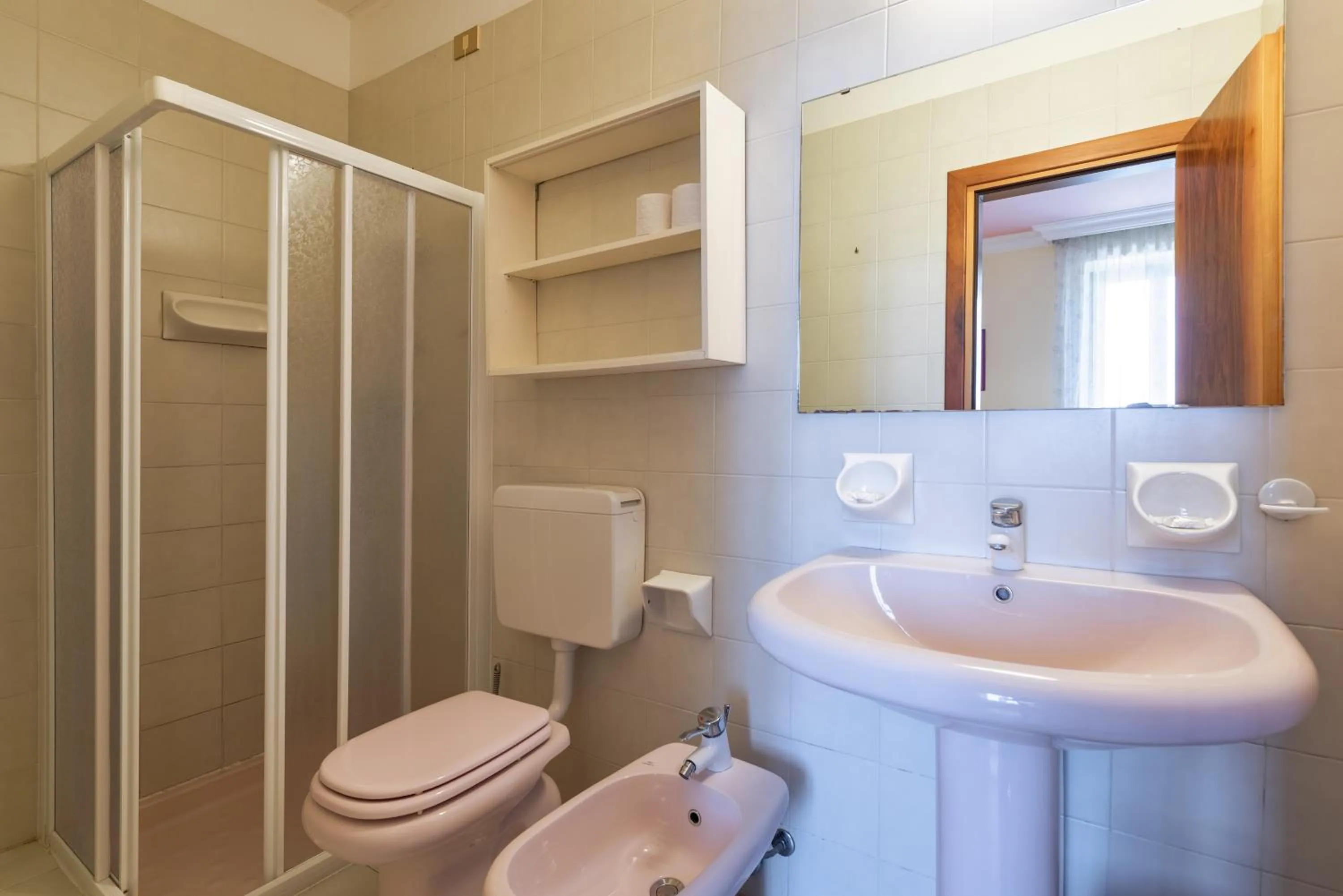 Shower in Park Hotel Jolanda