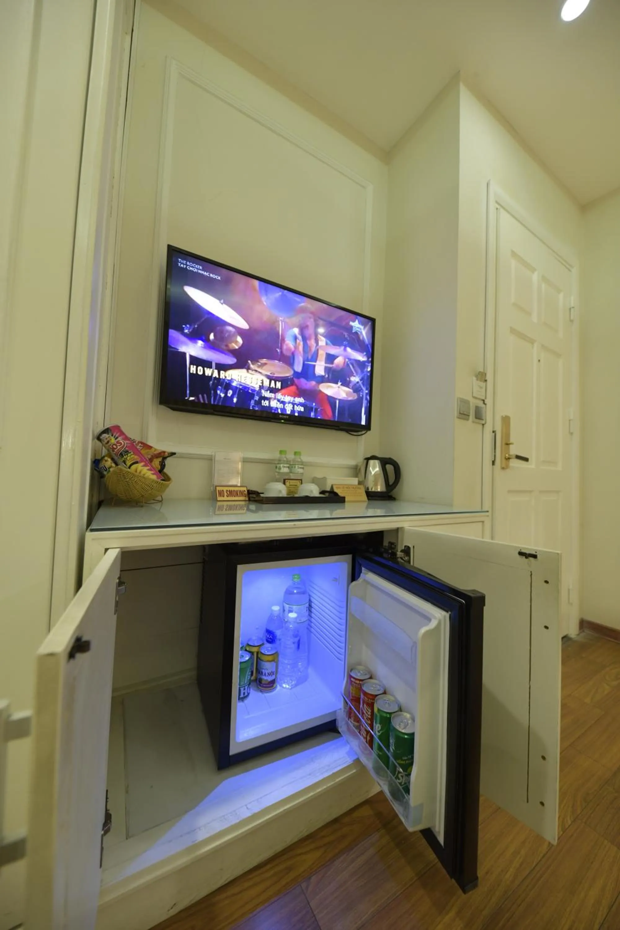 minibar in Hanoi HM Boutique Hotel