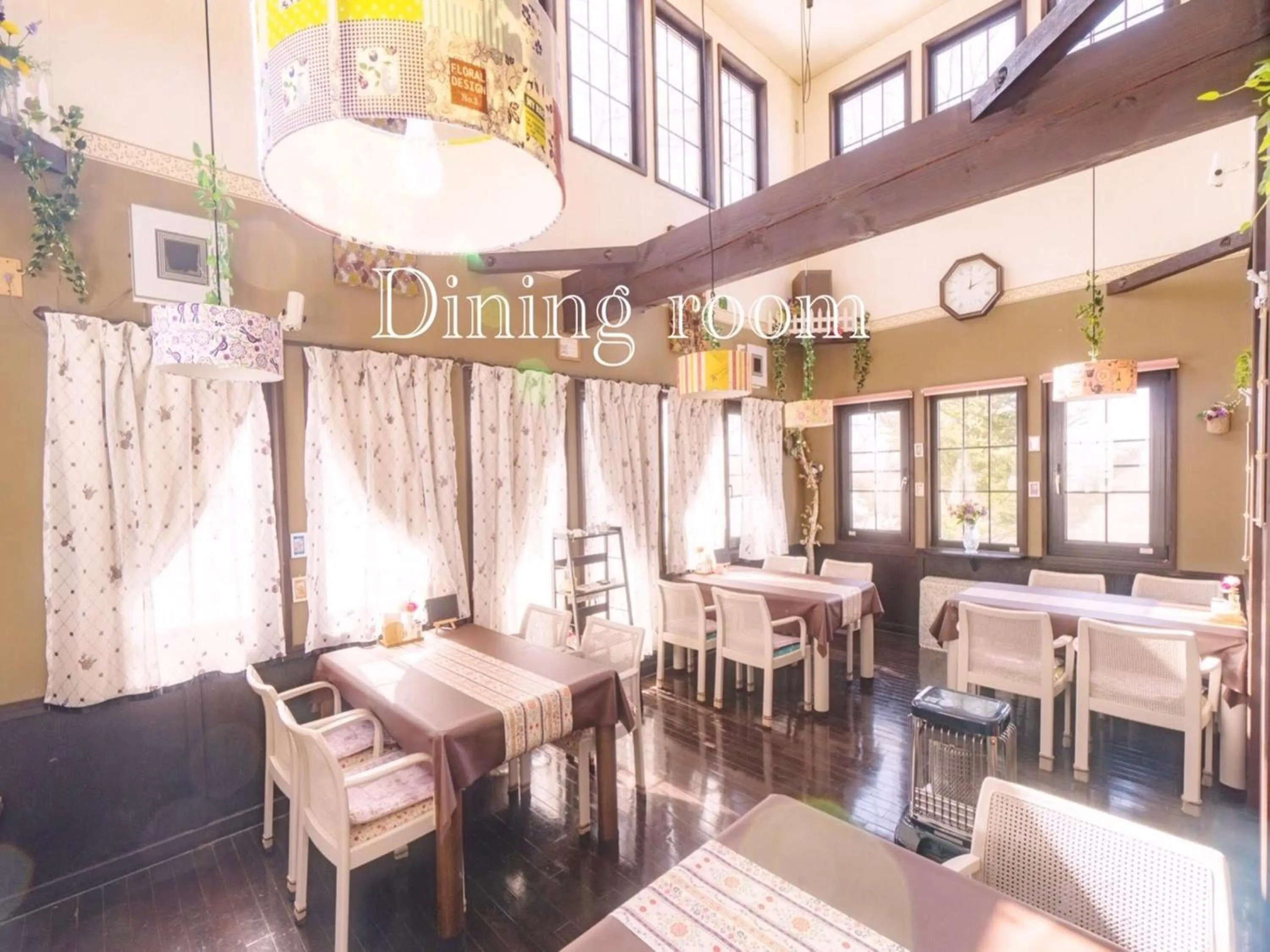 Restaurant/places to eat in Pension Wildflowers