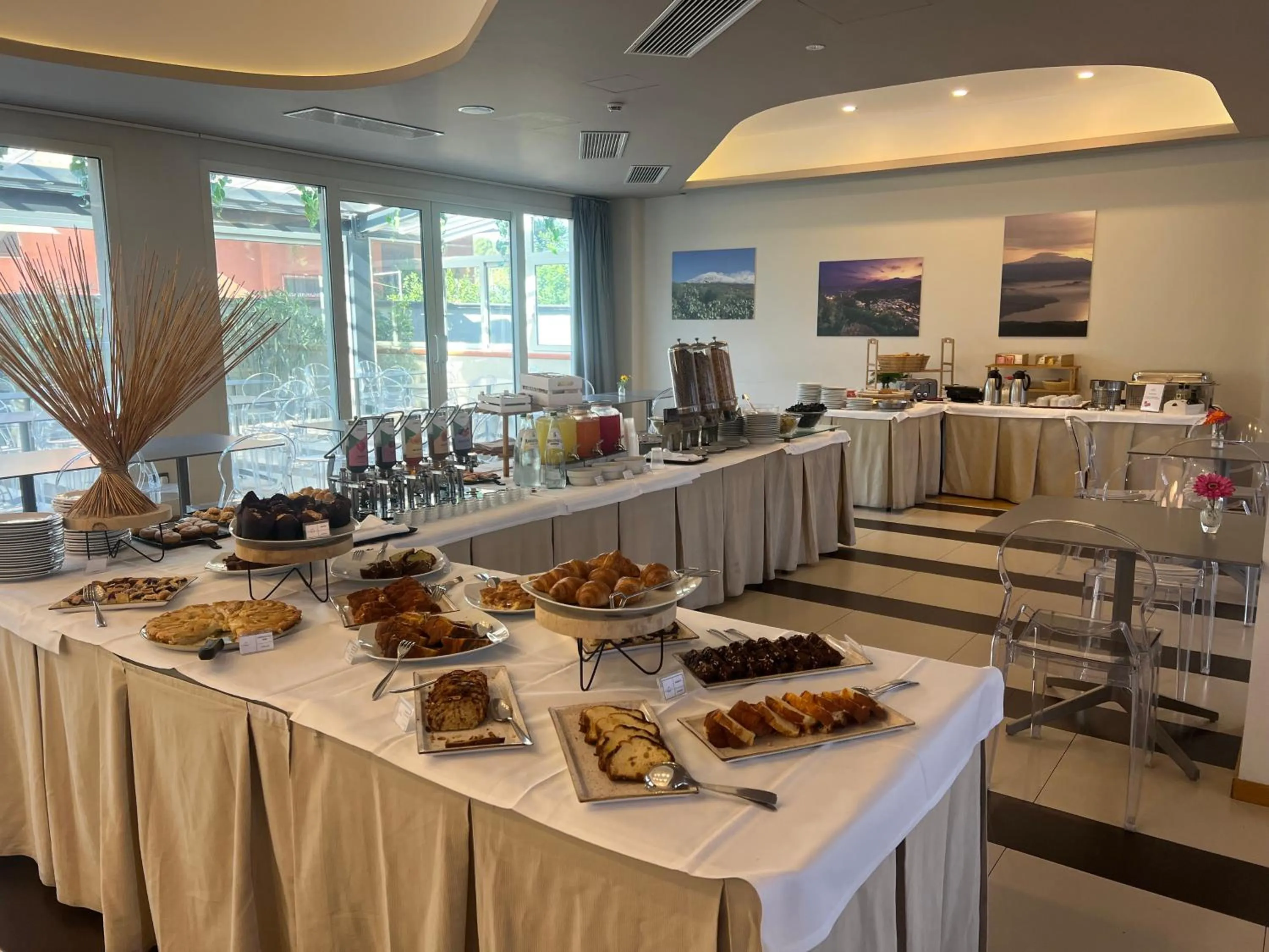 Breakfast in Mareneve Resort