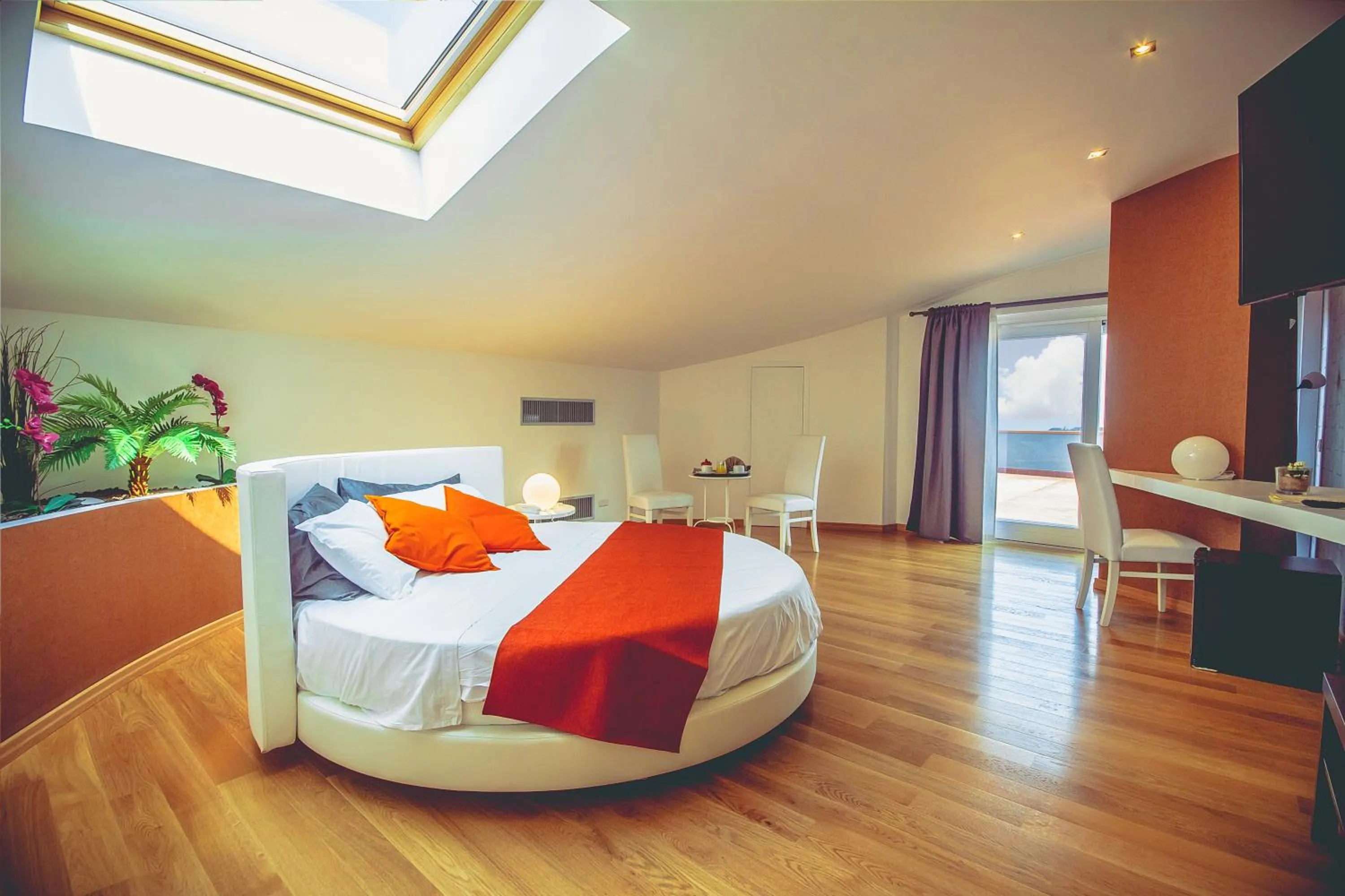 Bedroom, Bed in Mareneve Resort