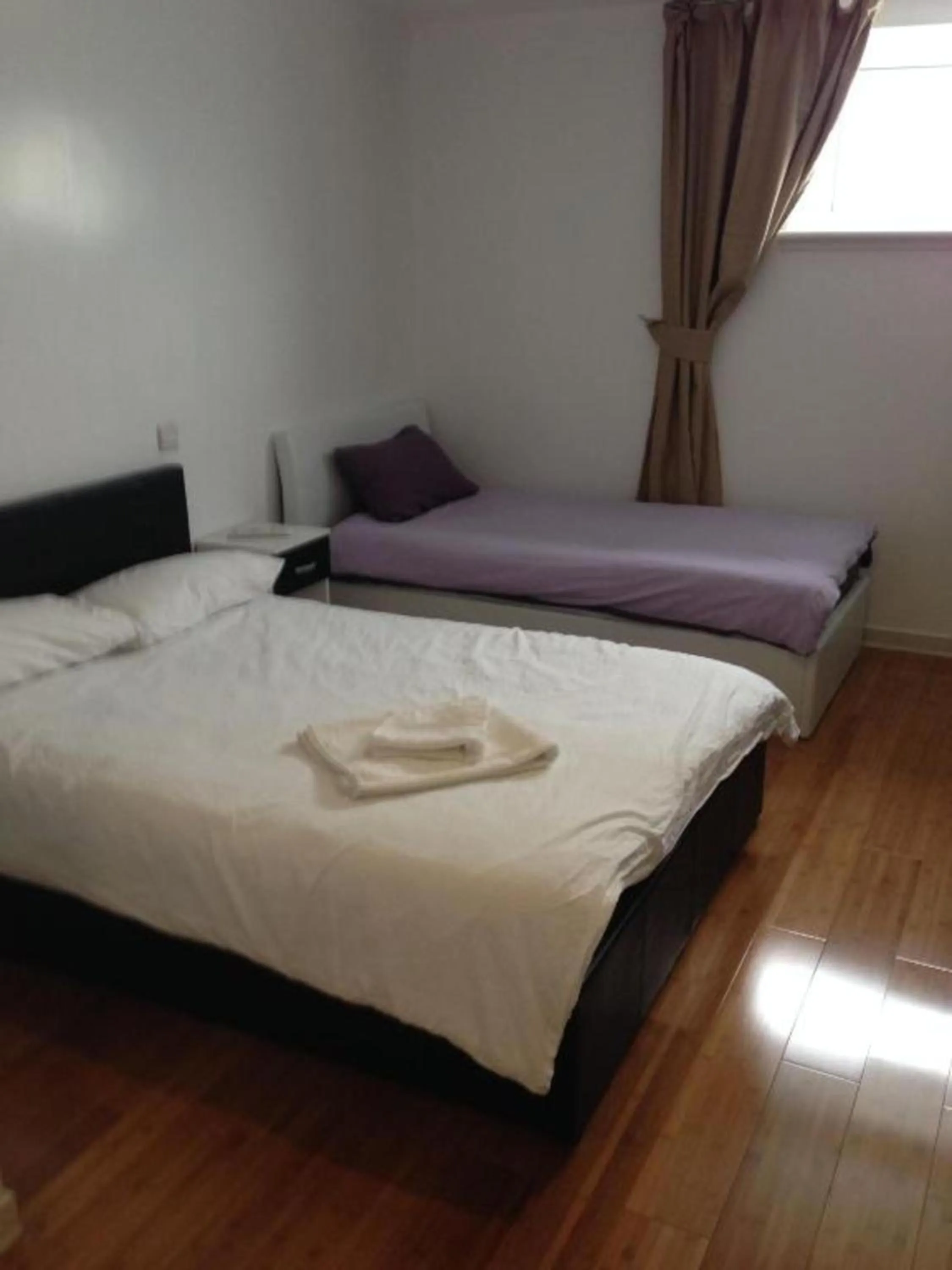 Bedroom, Bed in Ardenlea House Hotel B&b